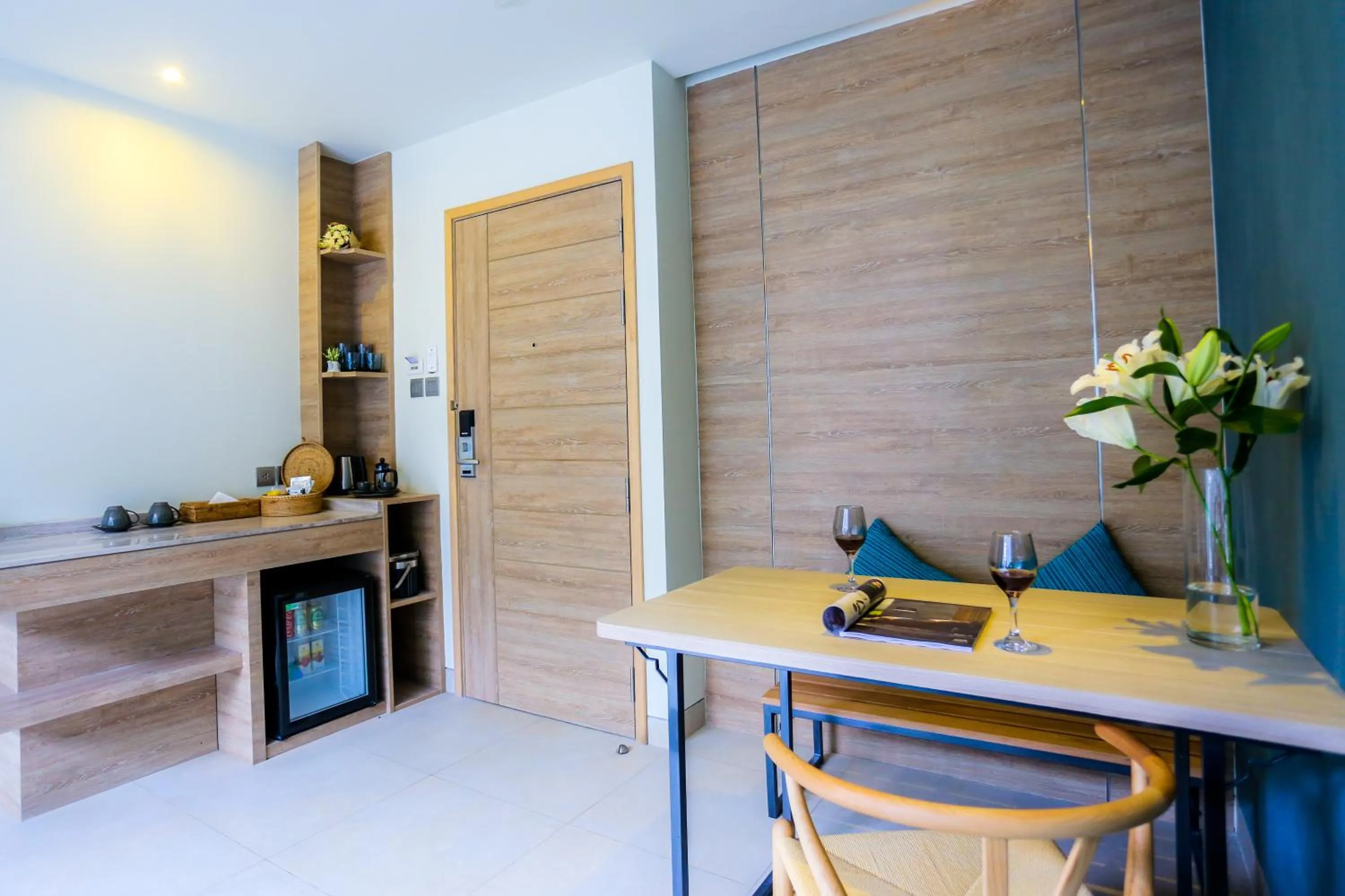 Living room in Fusion Suites Phuket Patong