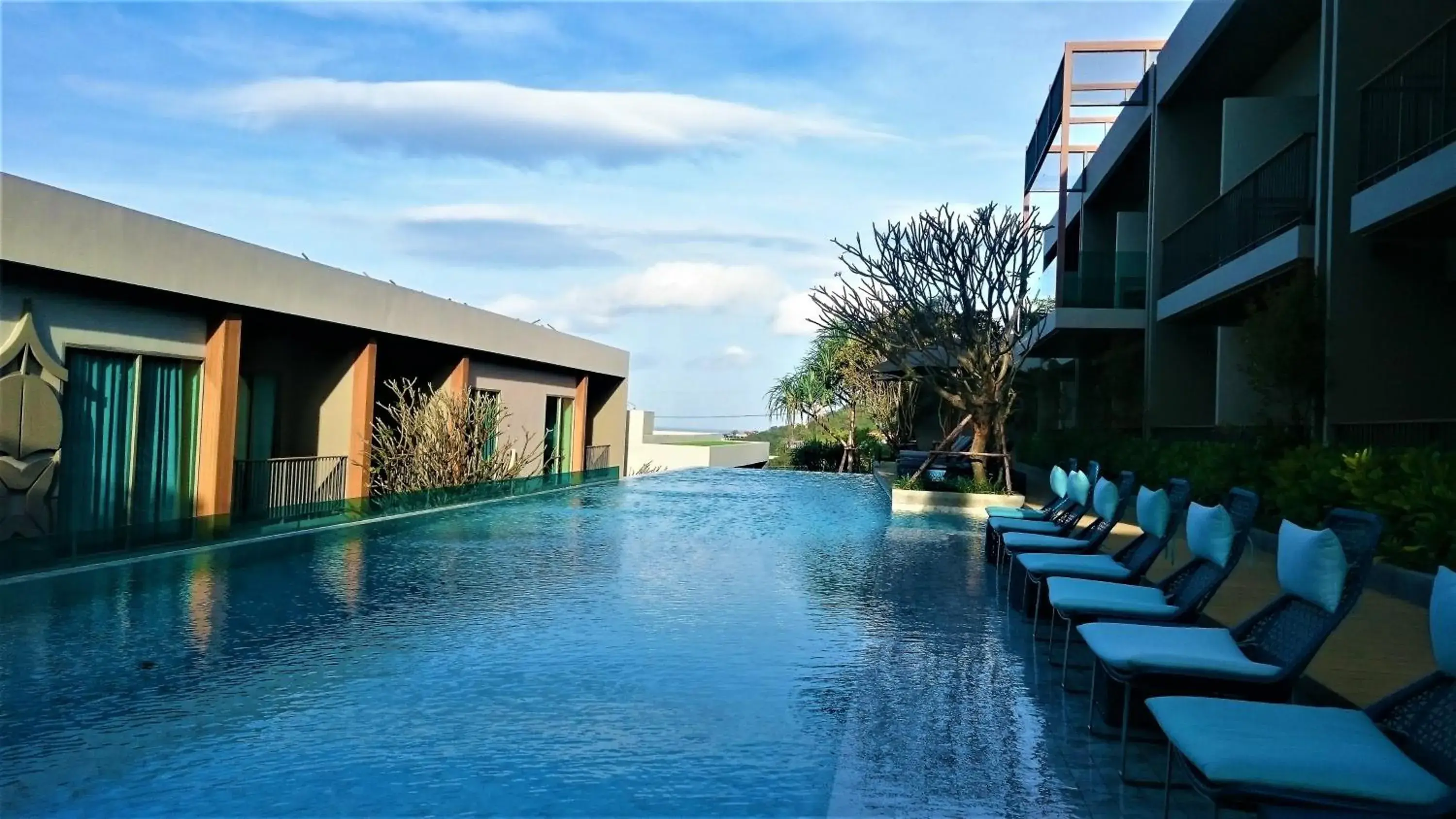 Swimming pool in Fusion Suites Phuket Patong Swimming pool in Fusion Suites Phuket Patong