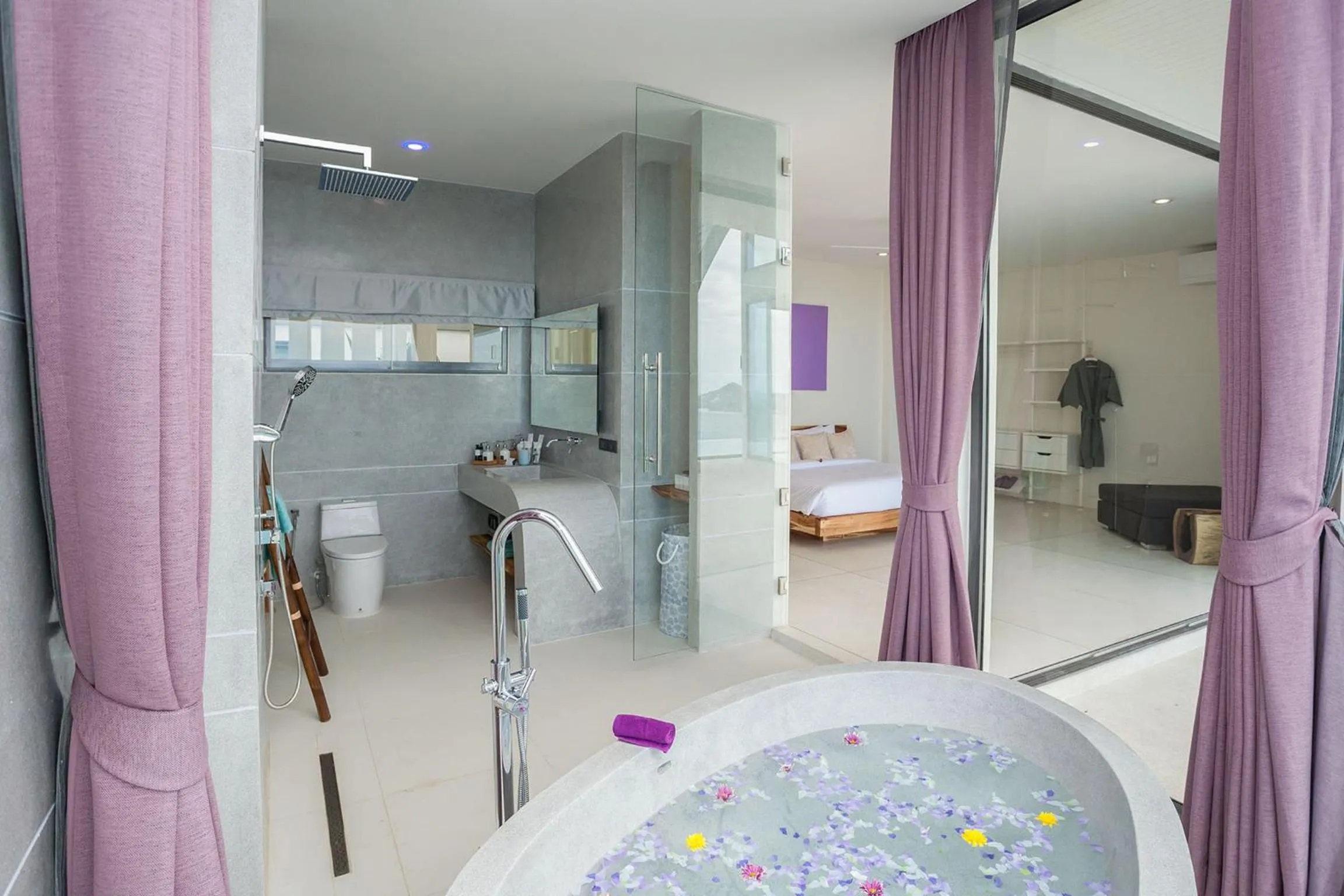 Bathroom in Sky Dream Villa Award Winning Sea View Villa