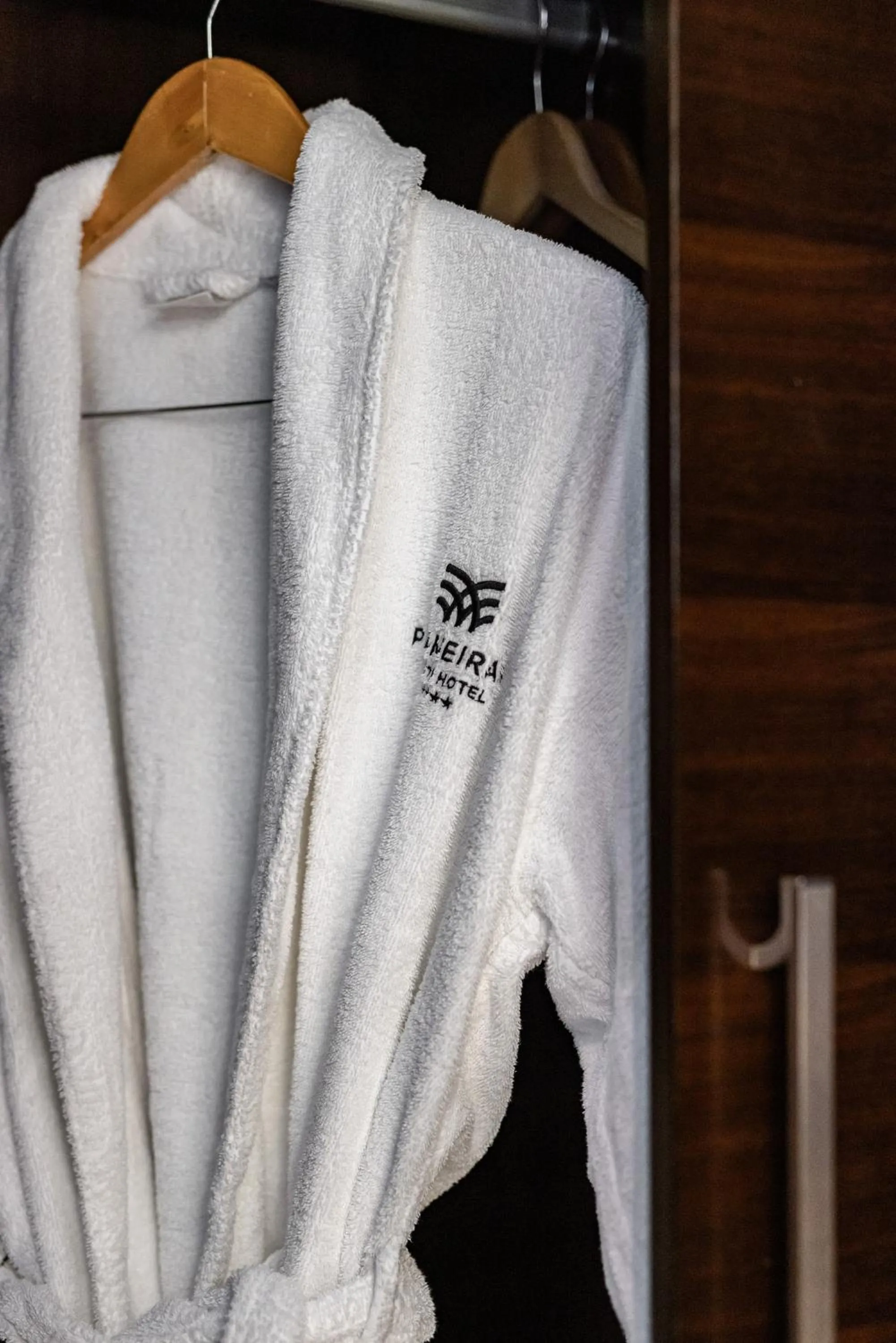 towels in Palmeiras Suite Hotel