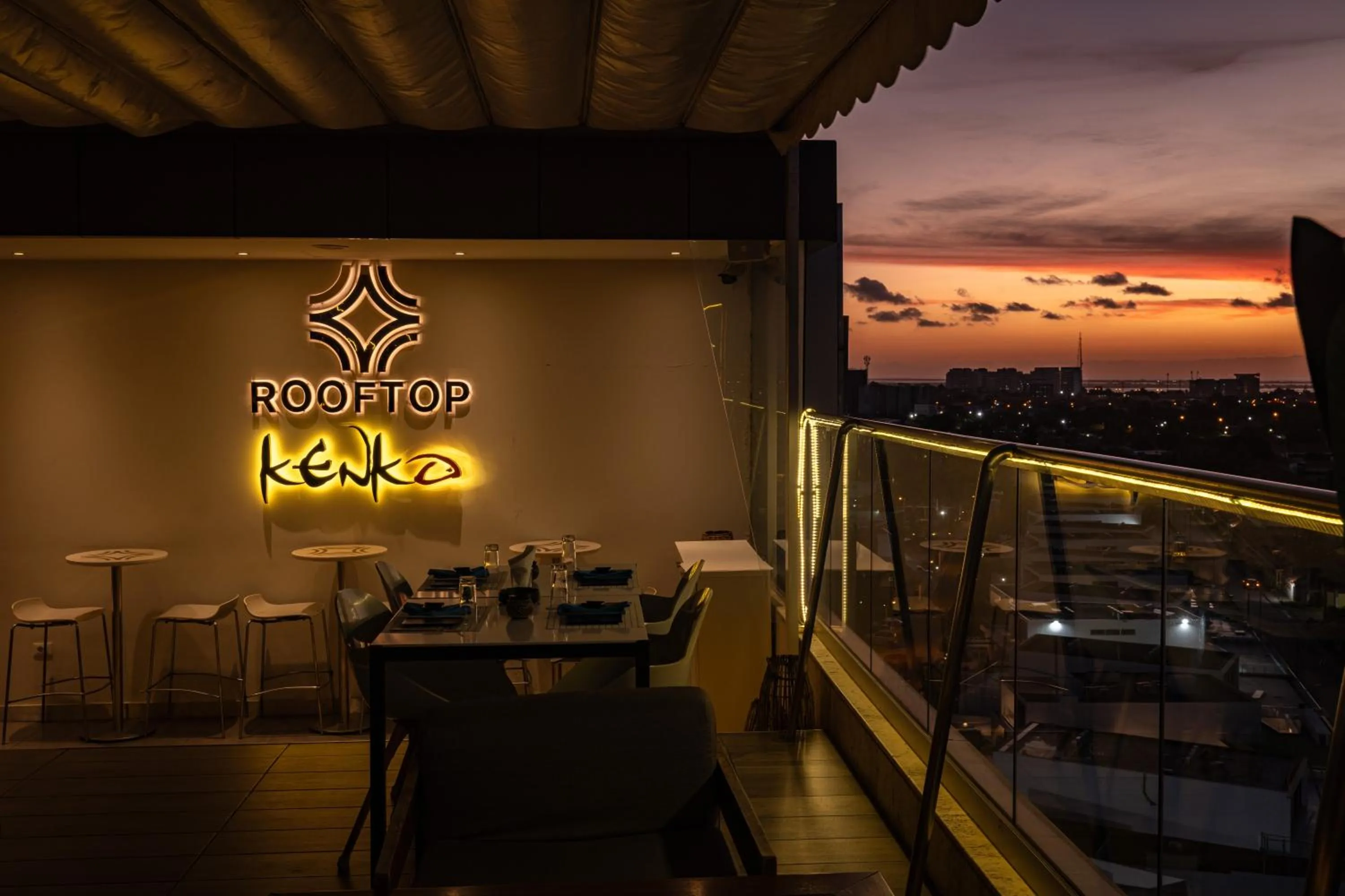 Restaurant/places to eat in Palmeiras Suite Hotel