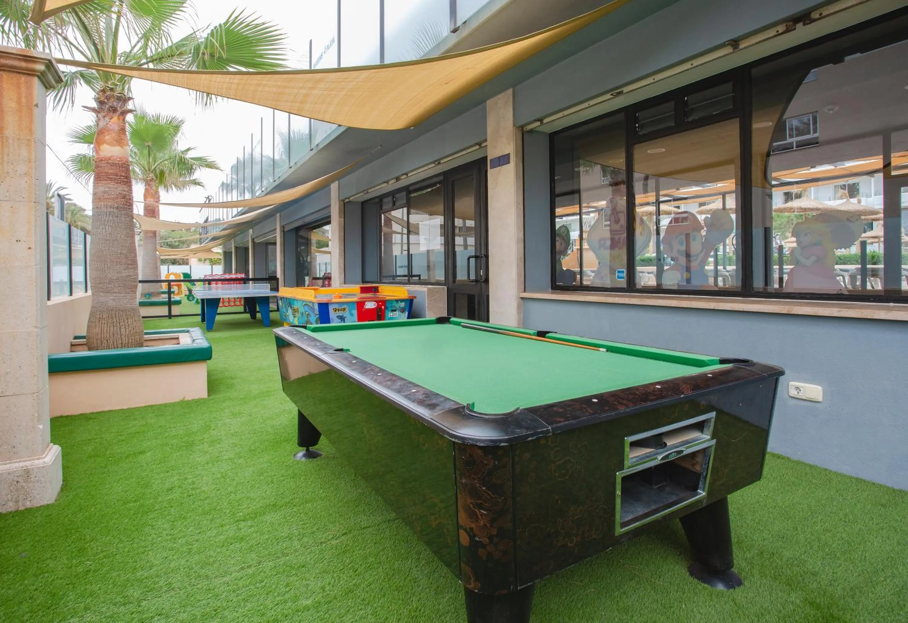 Game Room in Marins Playa