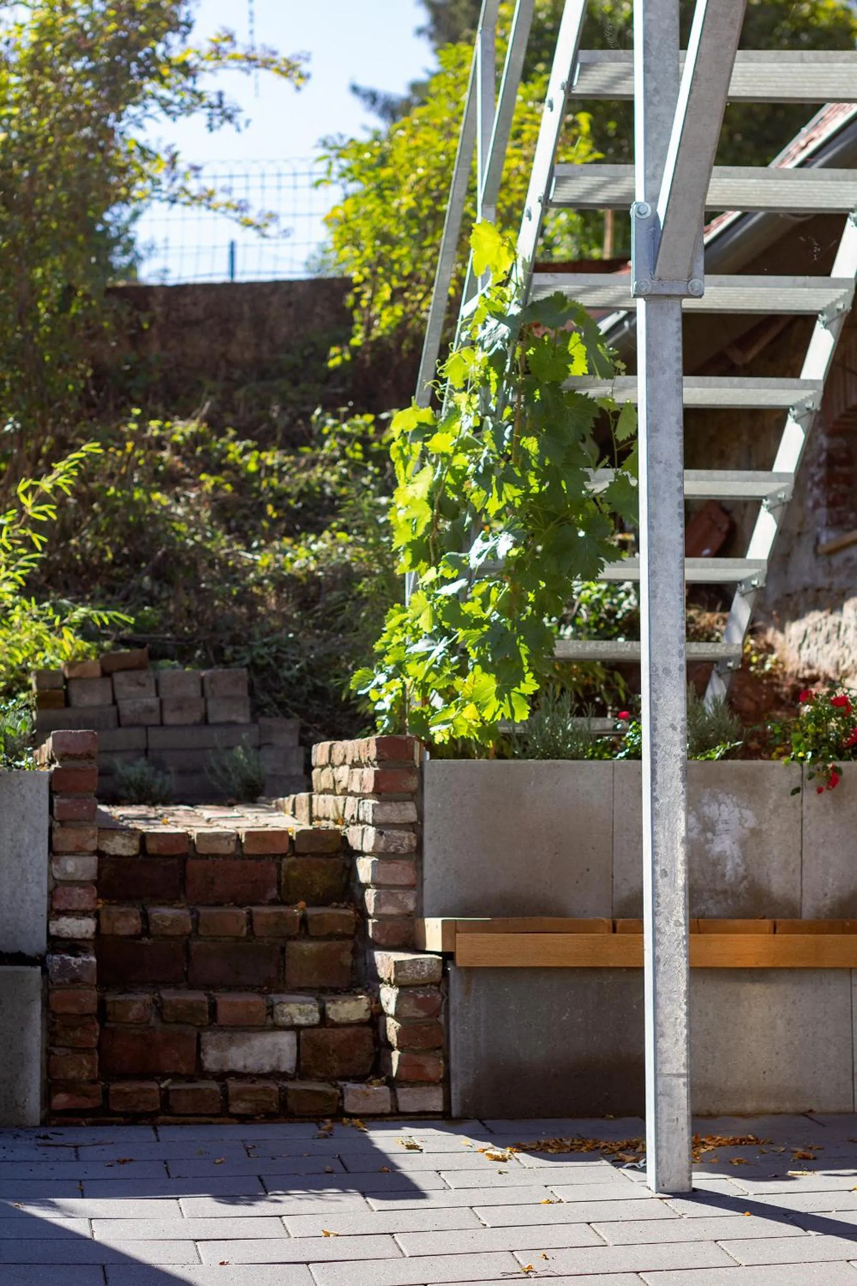 Property building in Hotel ten Hoopen Restaurant Deele