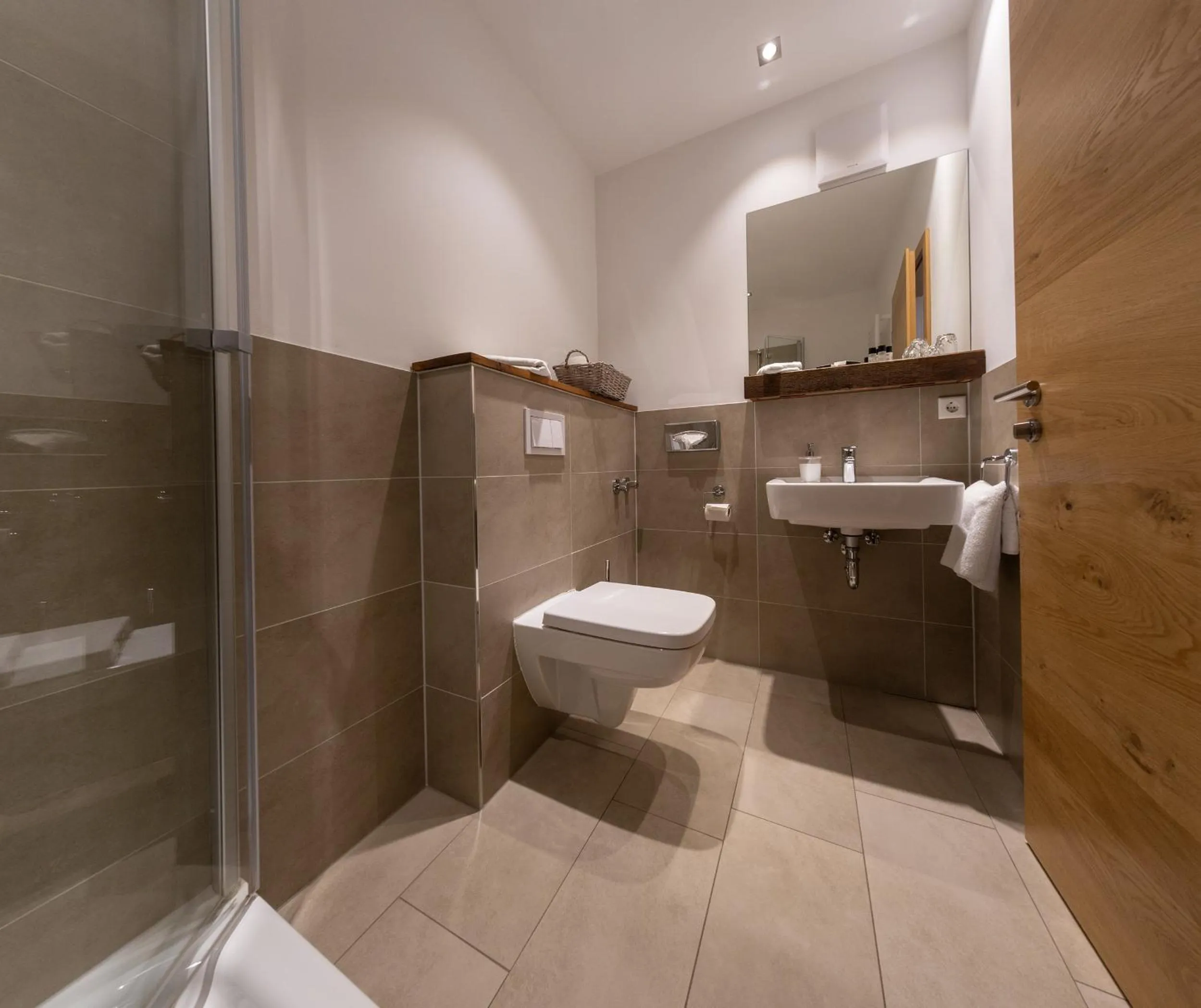 Bathroom in Hotel ten Hoopen Restaurant Deele