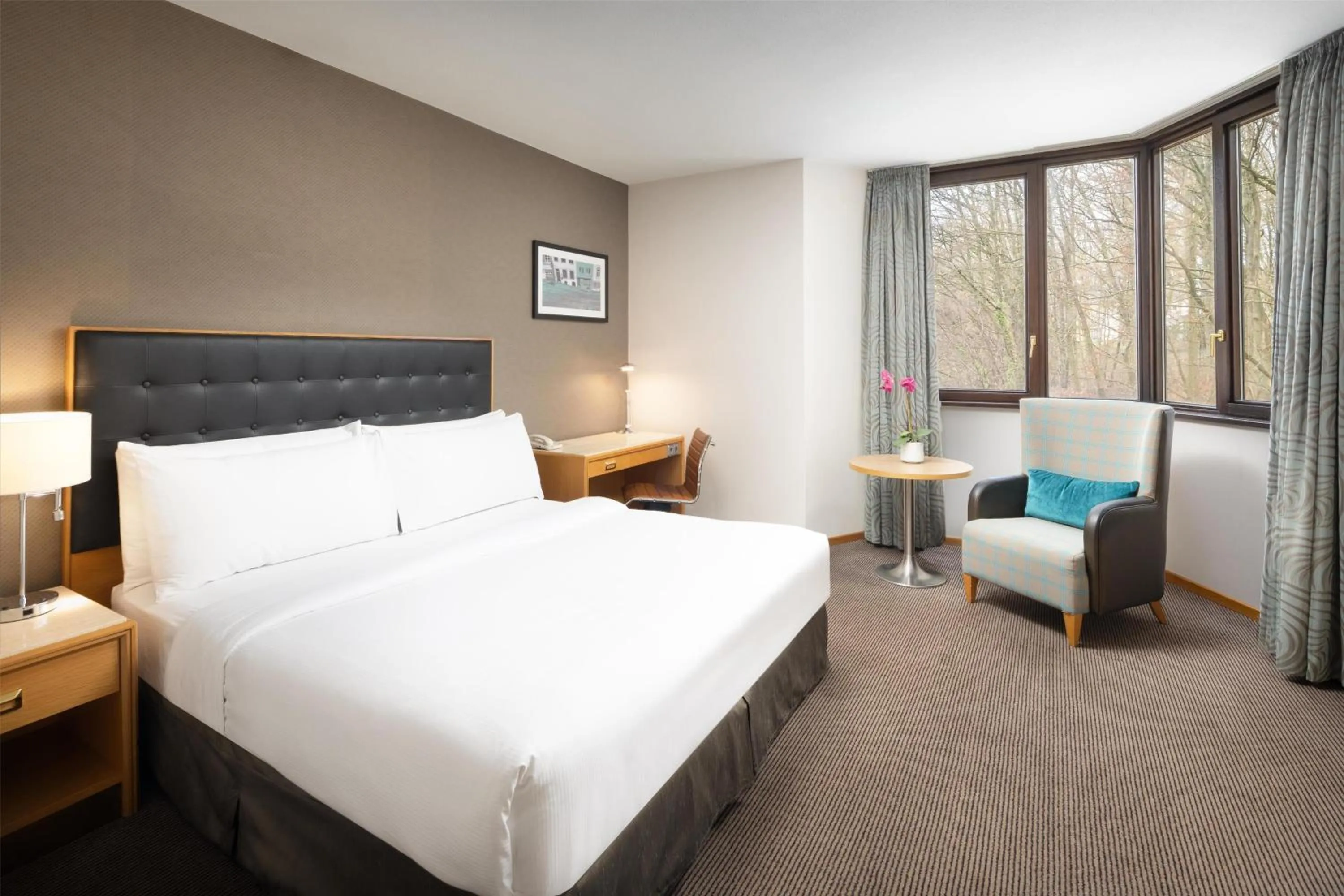 Bed in DoubleTree by Hilton Luxembourg