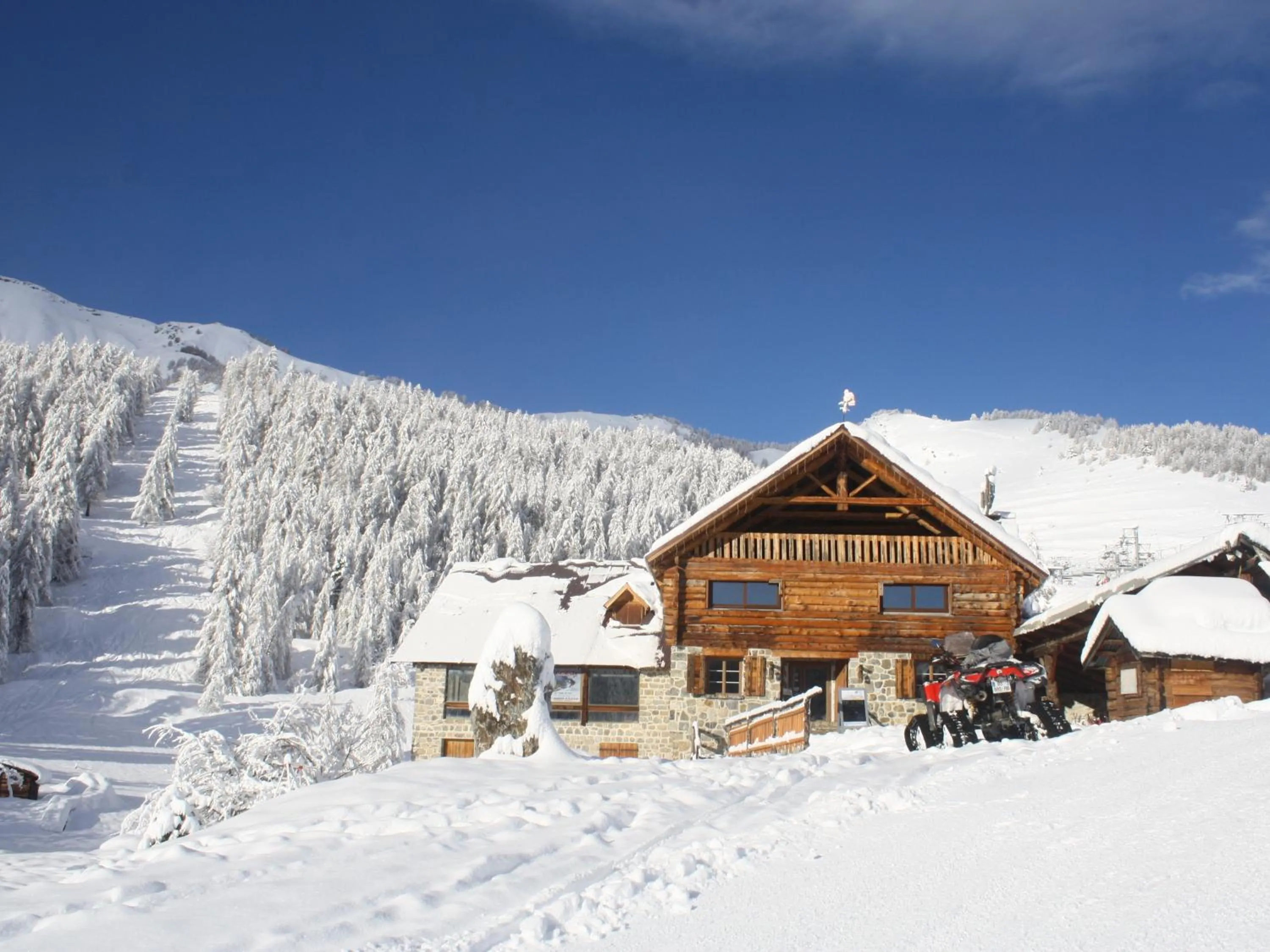 Property building in Le Bataclan