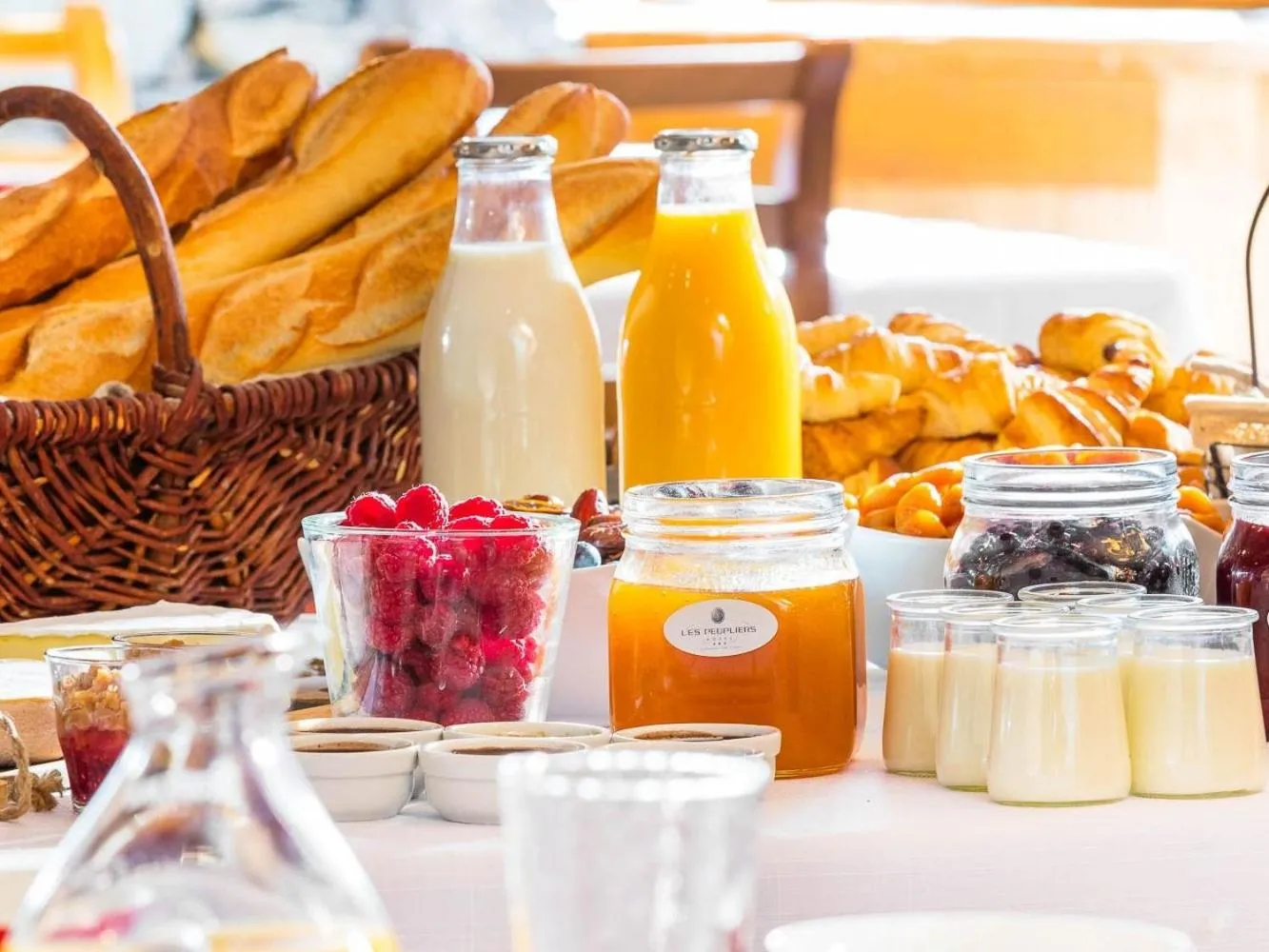 Breakfast in Le Bataclan