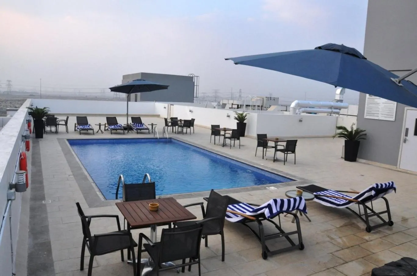 Swimming pool in Fortune Park Hotel