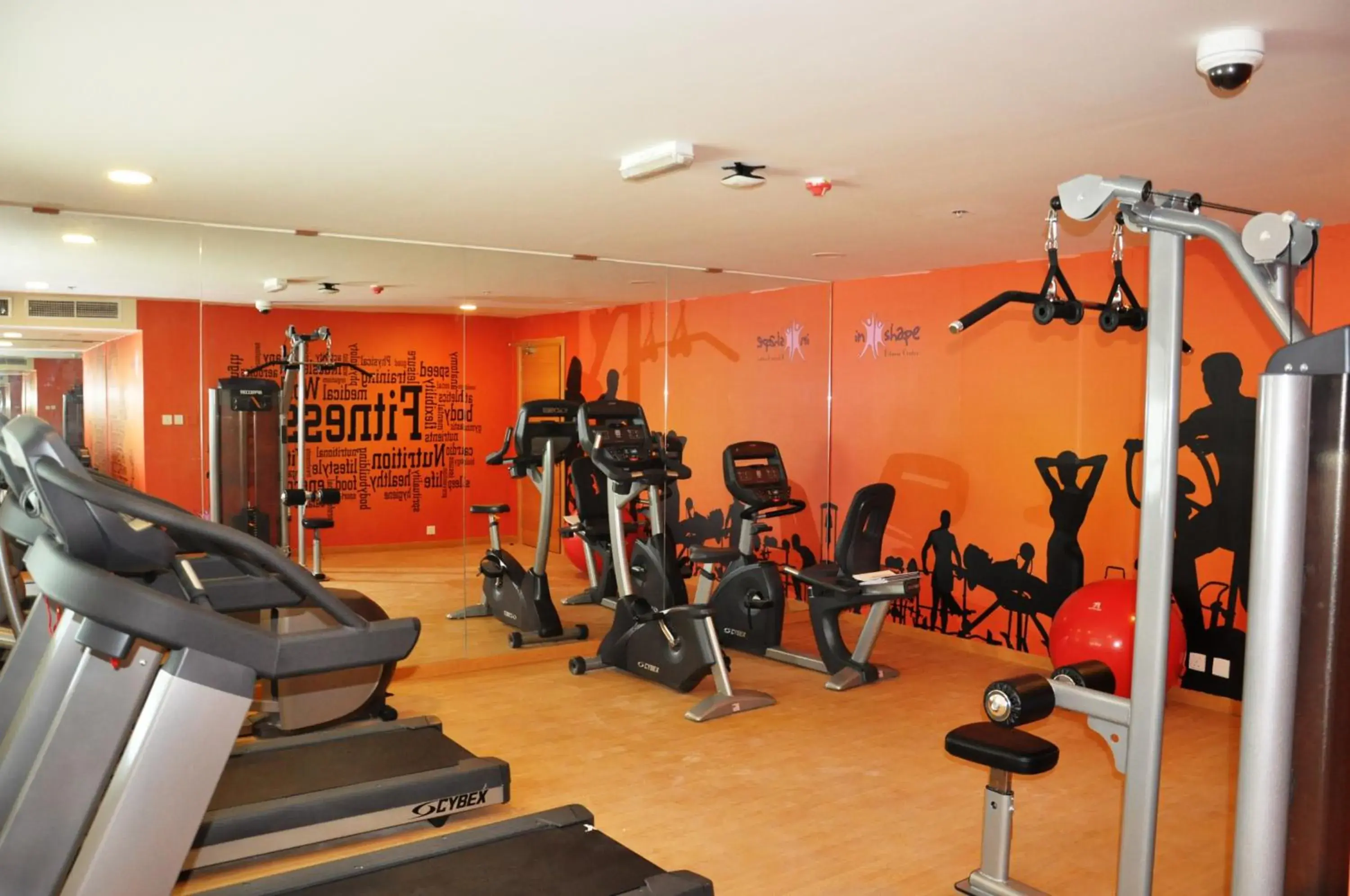 Fitness centre/facilities in Fortune Park Hotel Fitness centre/facilities in Fortune Park Hotel