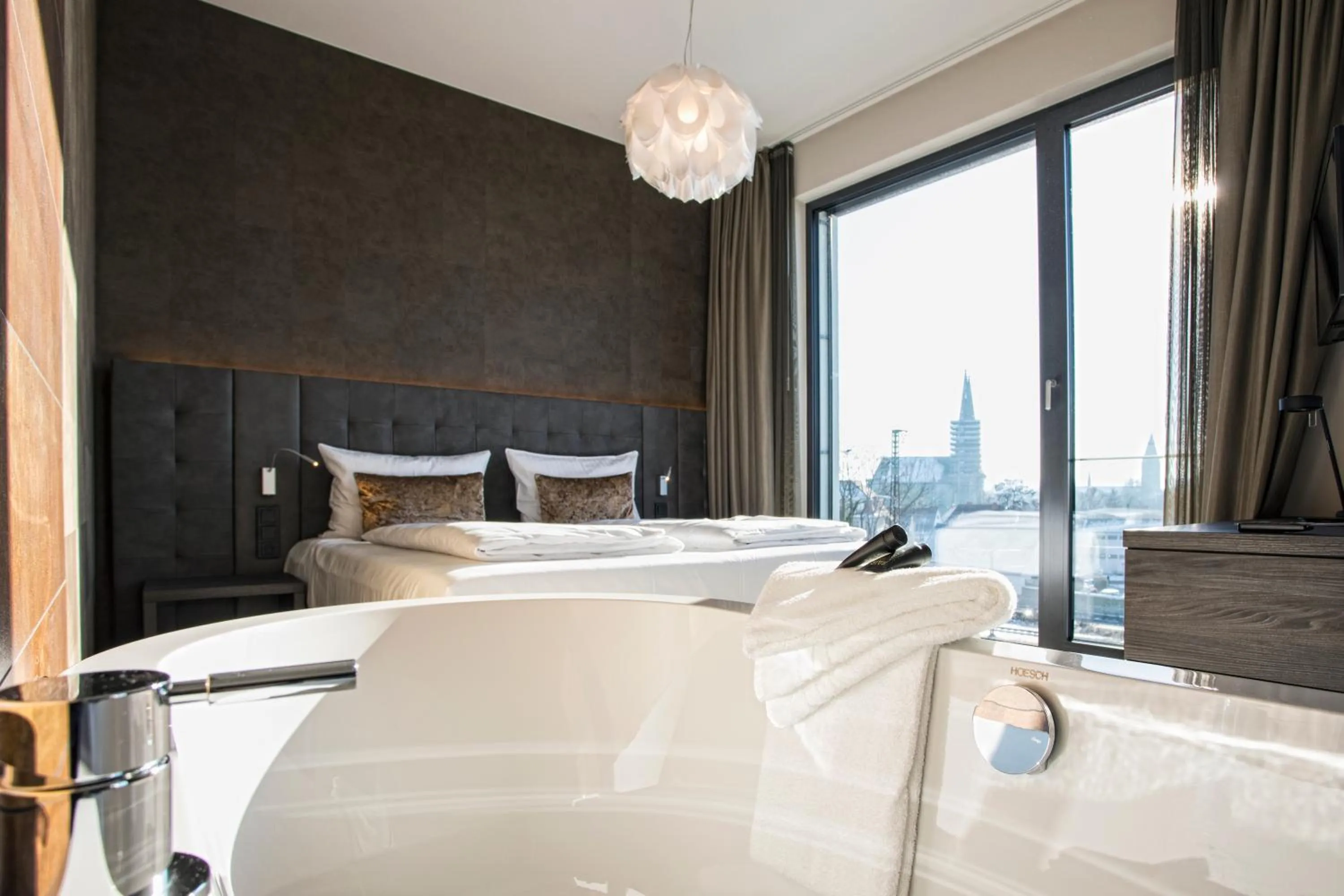 Photo of the whole room, Bed in DECK 8 DESIGNHOTEL.SOEST