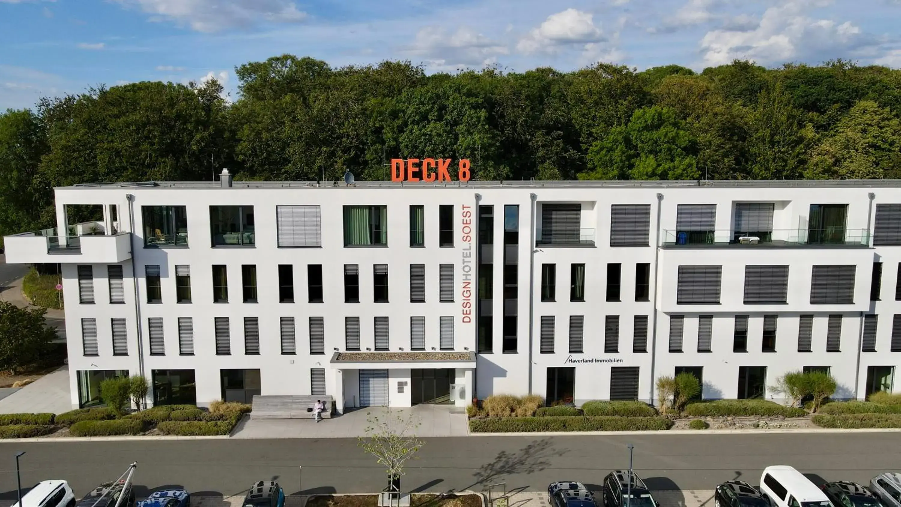 Property building in DECK 8 DESIGNHOTEL.SOEST Property building in DECK 8 DESIGNHOTEL.SOEST