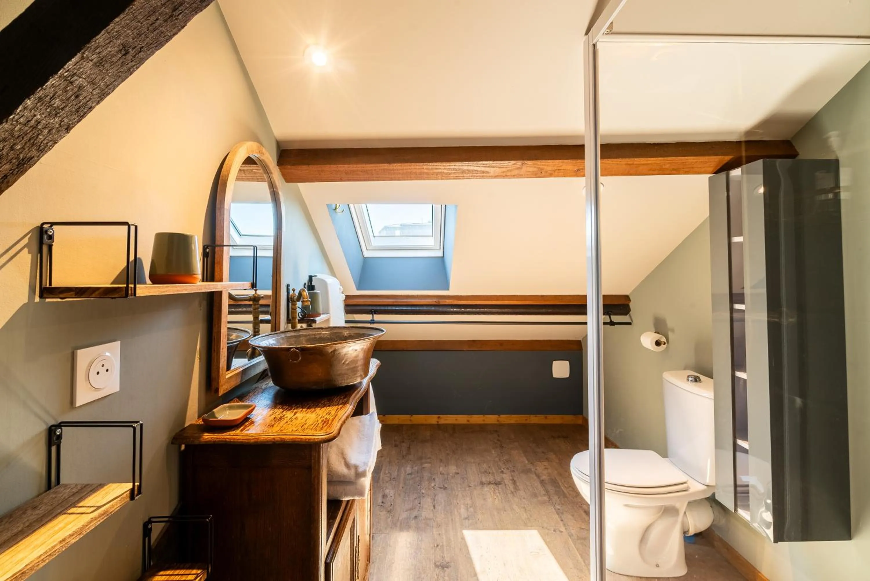 Shower in Dupain & Dubeurre Appart'hôtel - Parking en supp