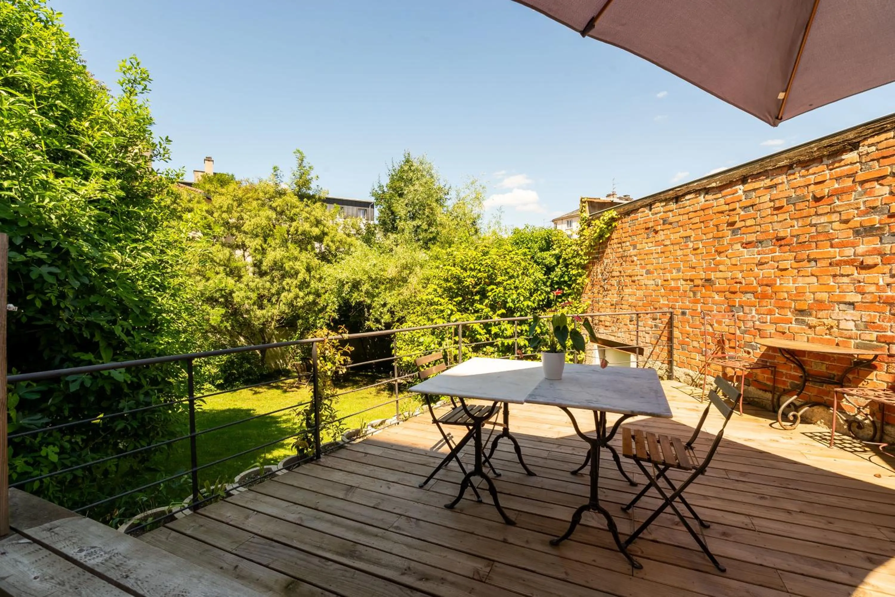 Patio in Dupain & Dubeurre Appart'hôtel - Parking en supp