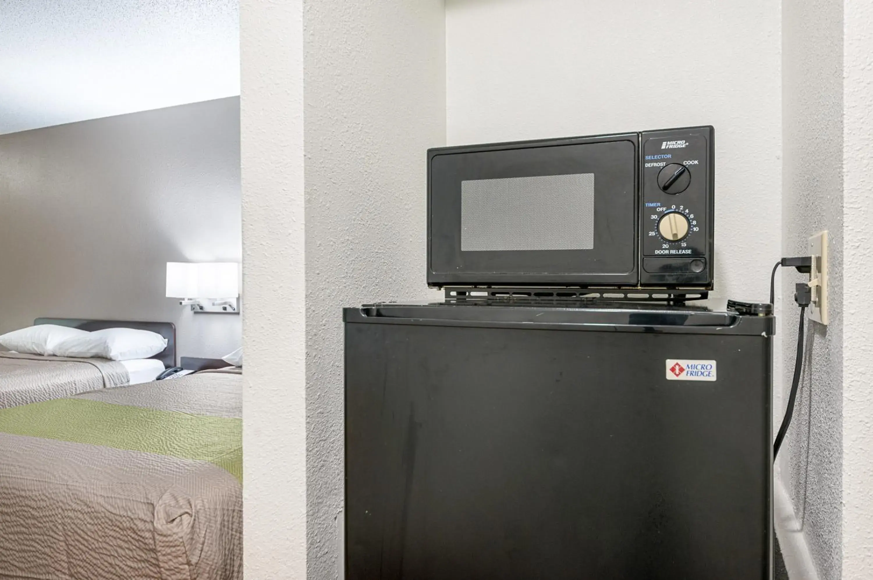 Bedroom, Bed in Motel 6-New Iberia, LA Bedroom, Bed in Motel 6-New Iberia, LA