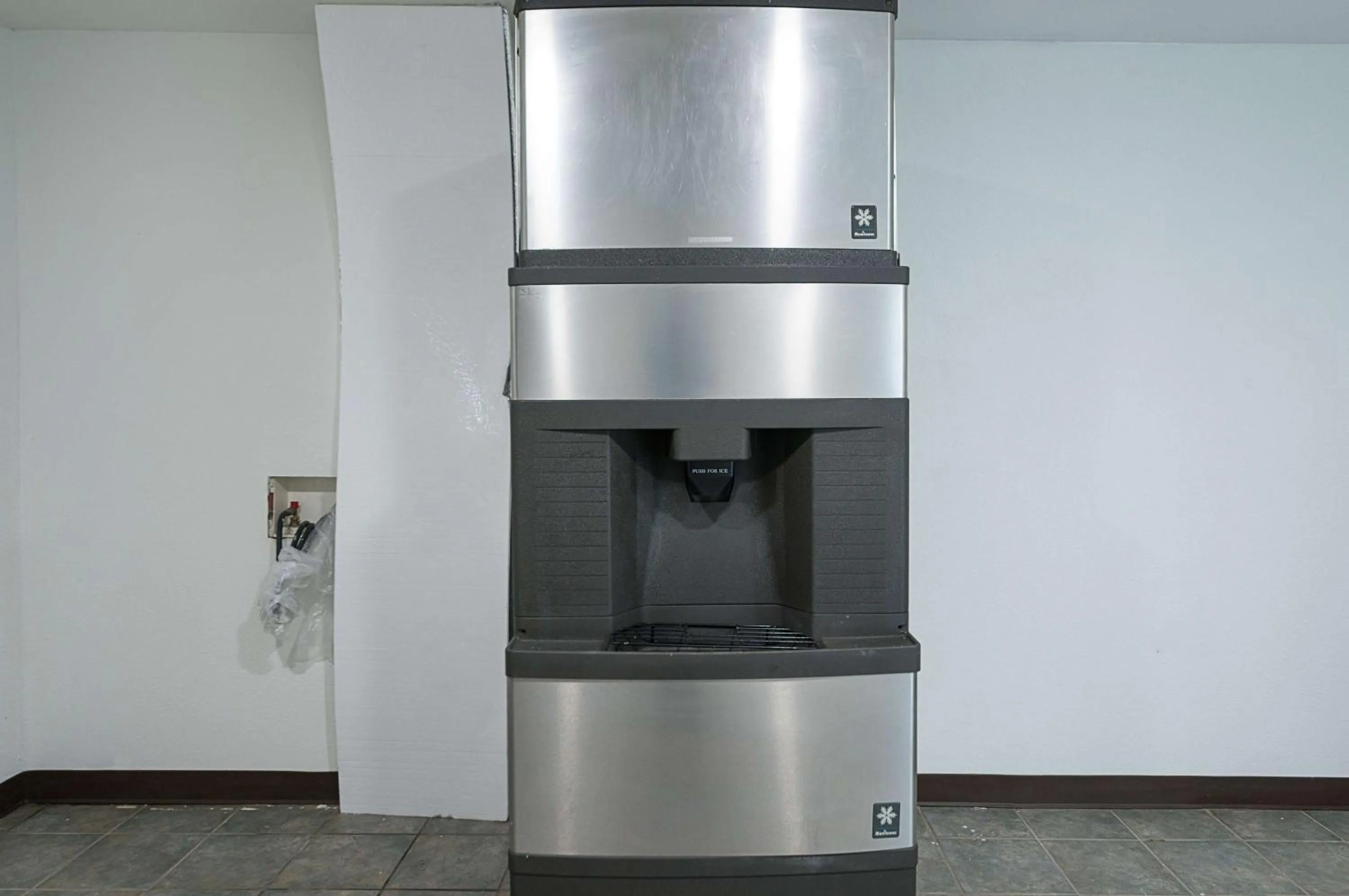 On site in Motel 6-New Iberia, LA