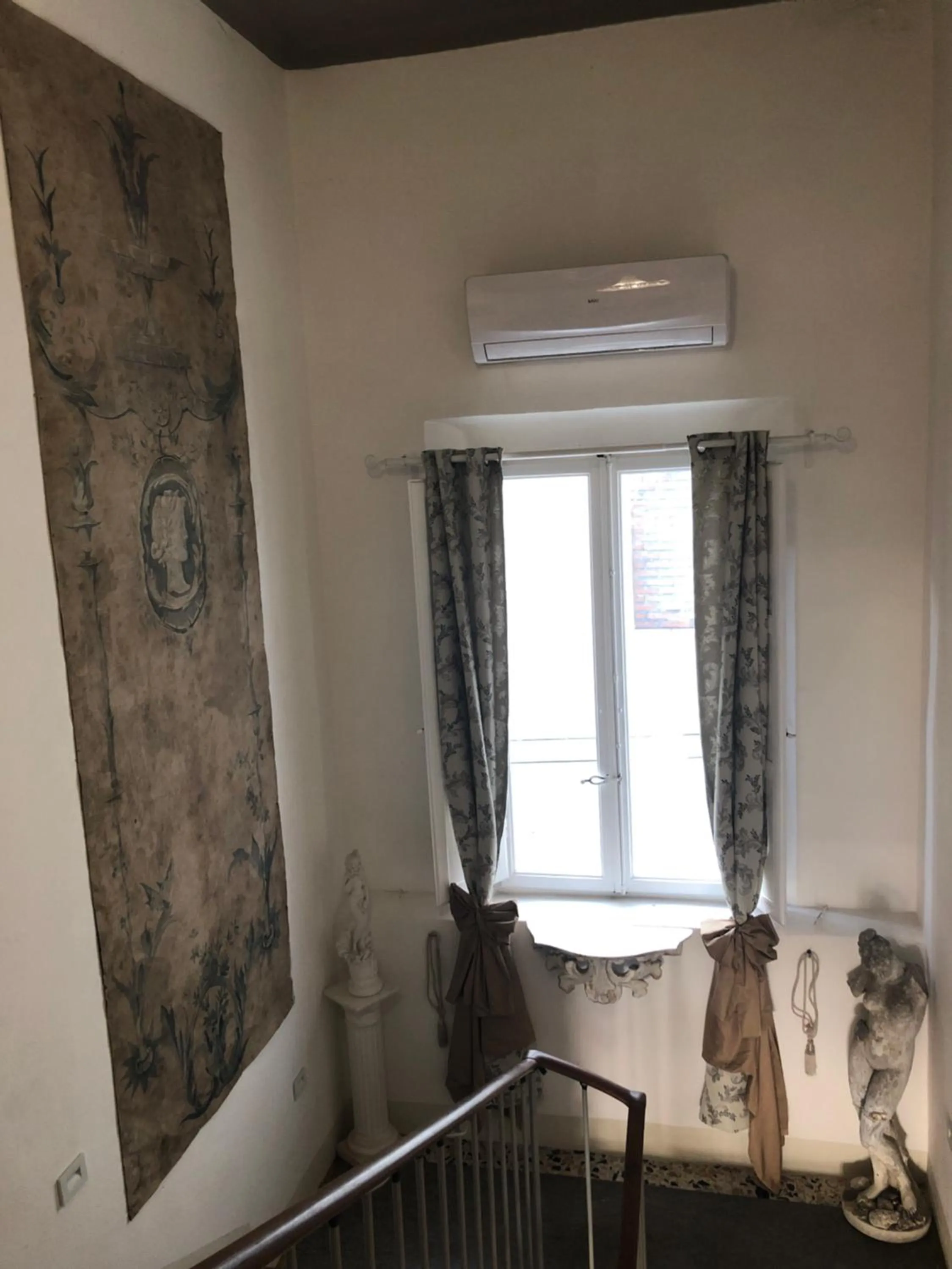 Communal lounge/ TV room in Antica Loggetta