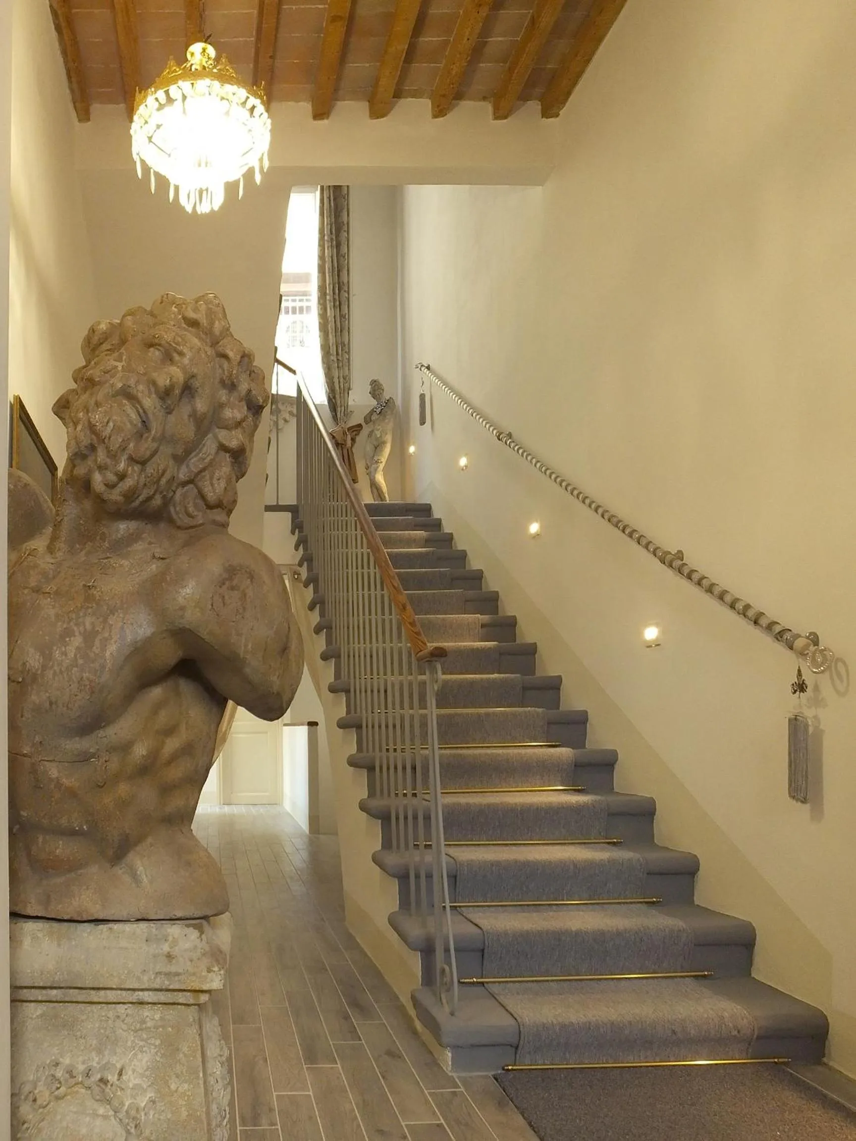 Decorative detail in Antica Loggetta