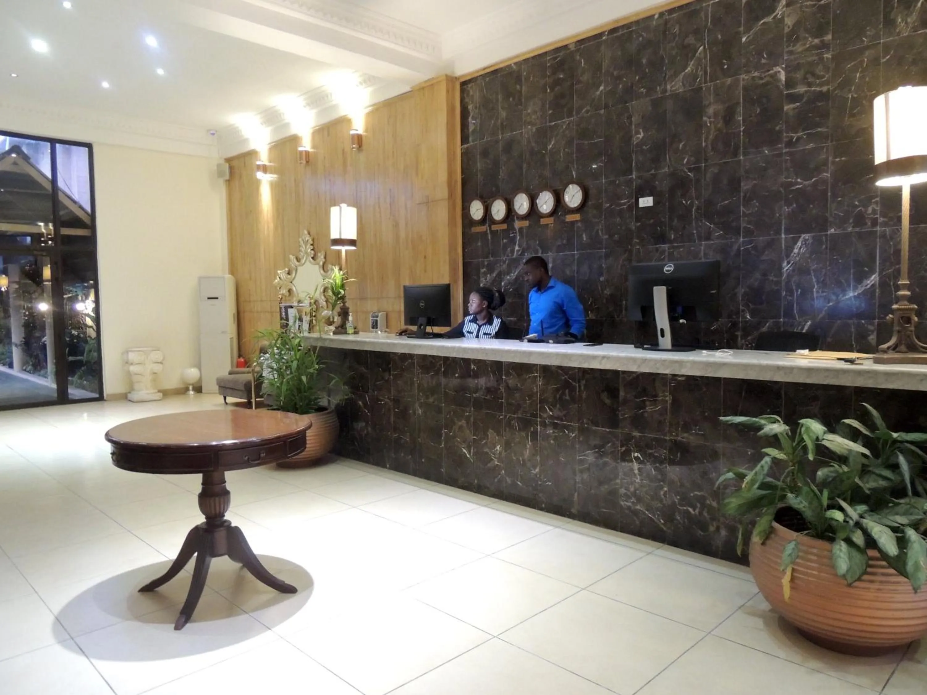 Bella Casa Hotel