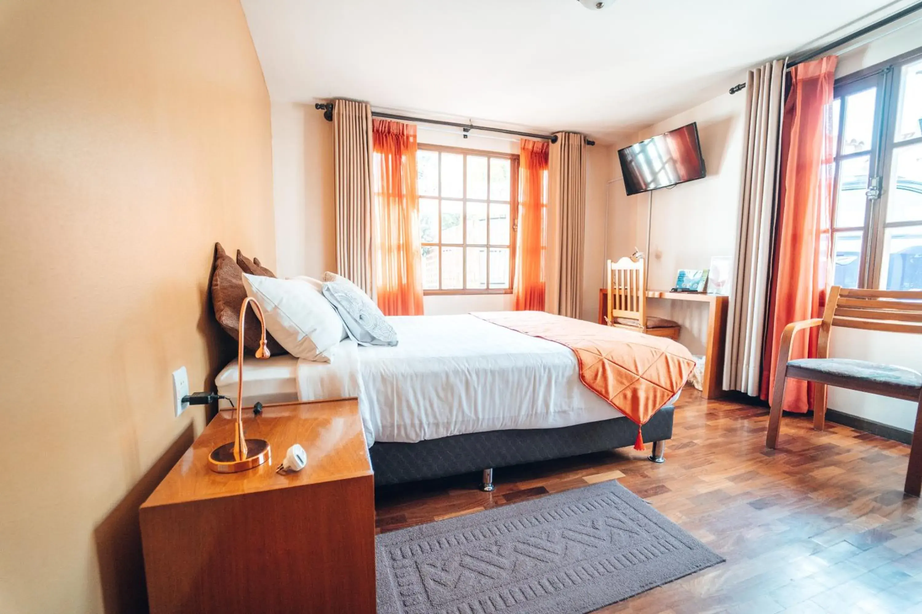 Deluxe Double Room with Shower - single occupancy in Hotel Boutique La Casa de Margarita Deluxe Double Room with Shower - single occupancy in Hotel Boutique La Casa de Margarita