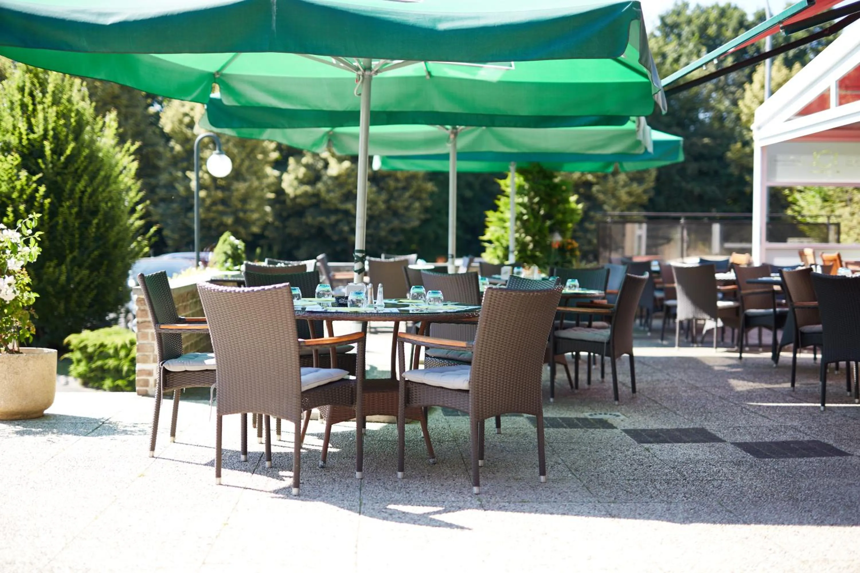 Patio in Threeland Hotel