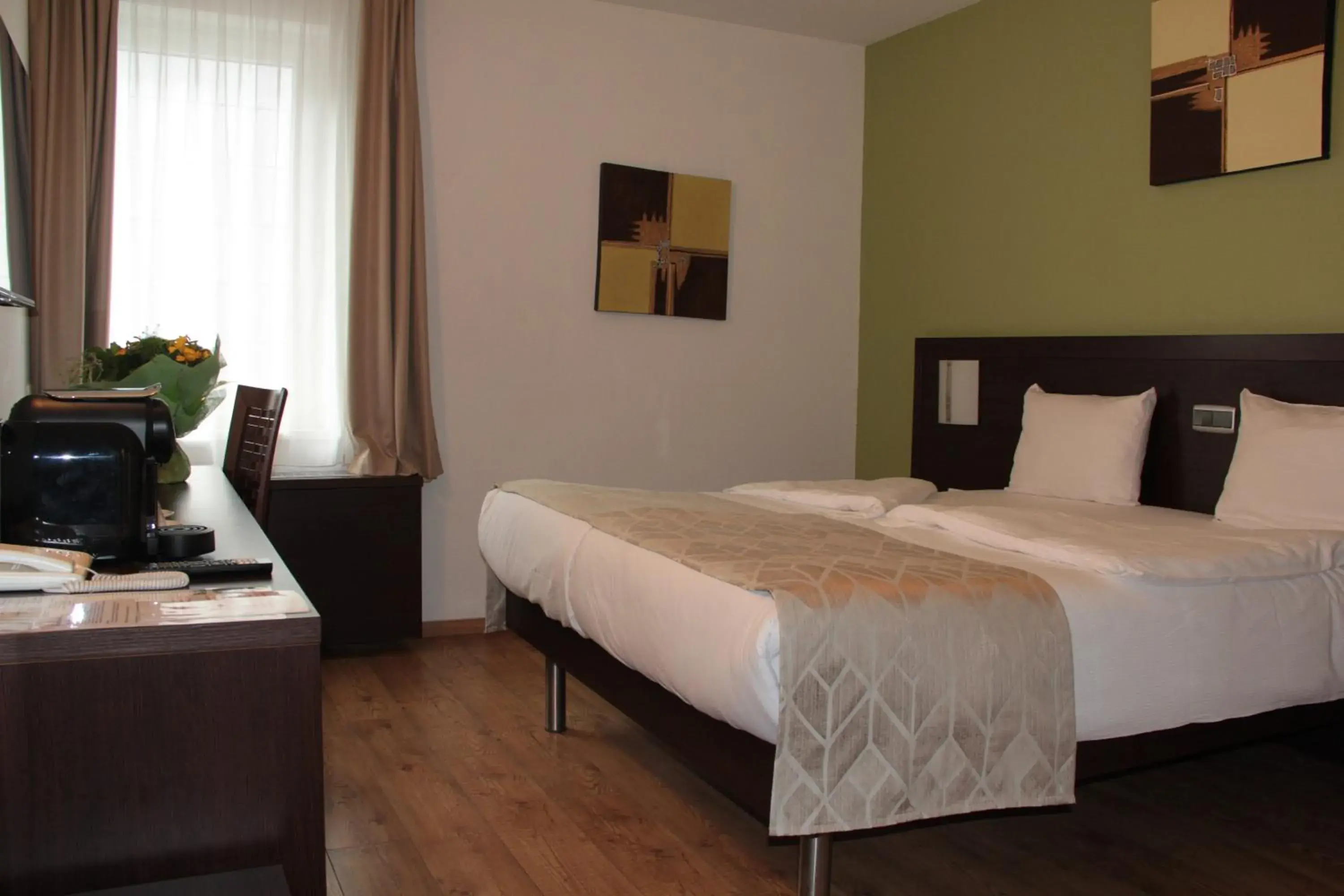 Double Room in Threeland Hotel Double Room in Threeland Hotel