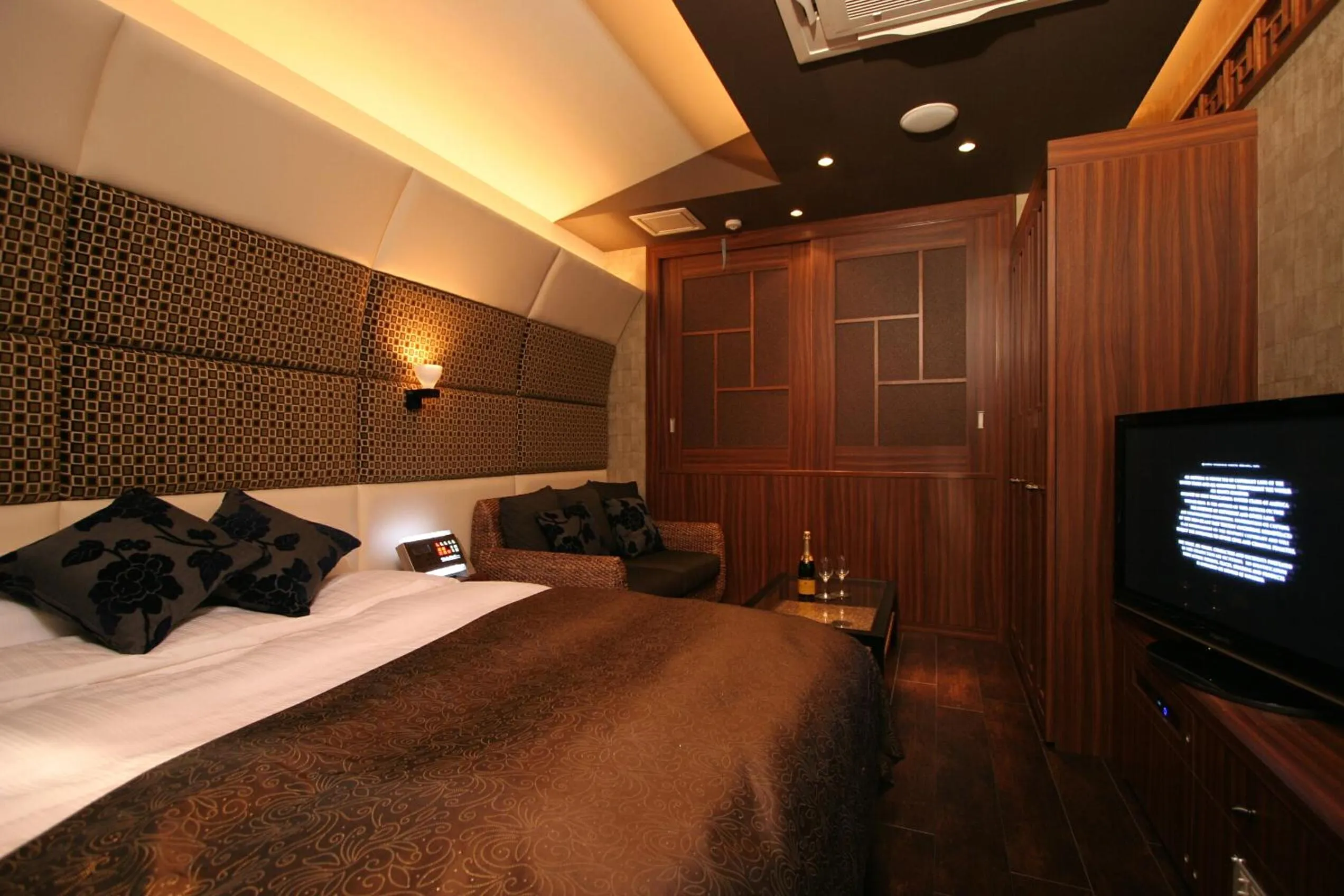 HOTEL W-PREMIUM -W GROUP HOTELS and RESORTS-