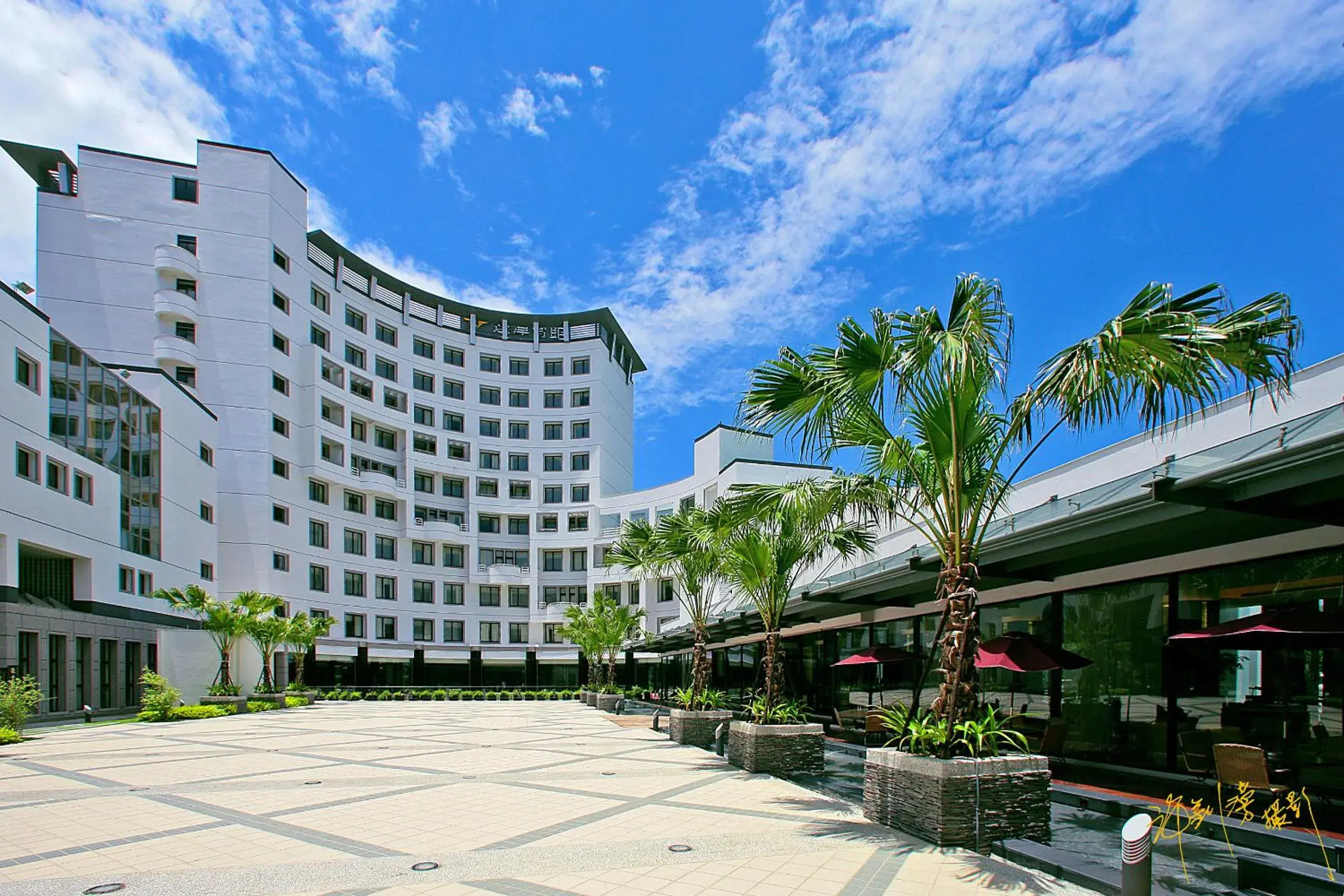 Facade/entrance, Property Building in Garden Villa Hotel