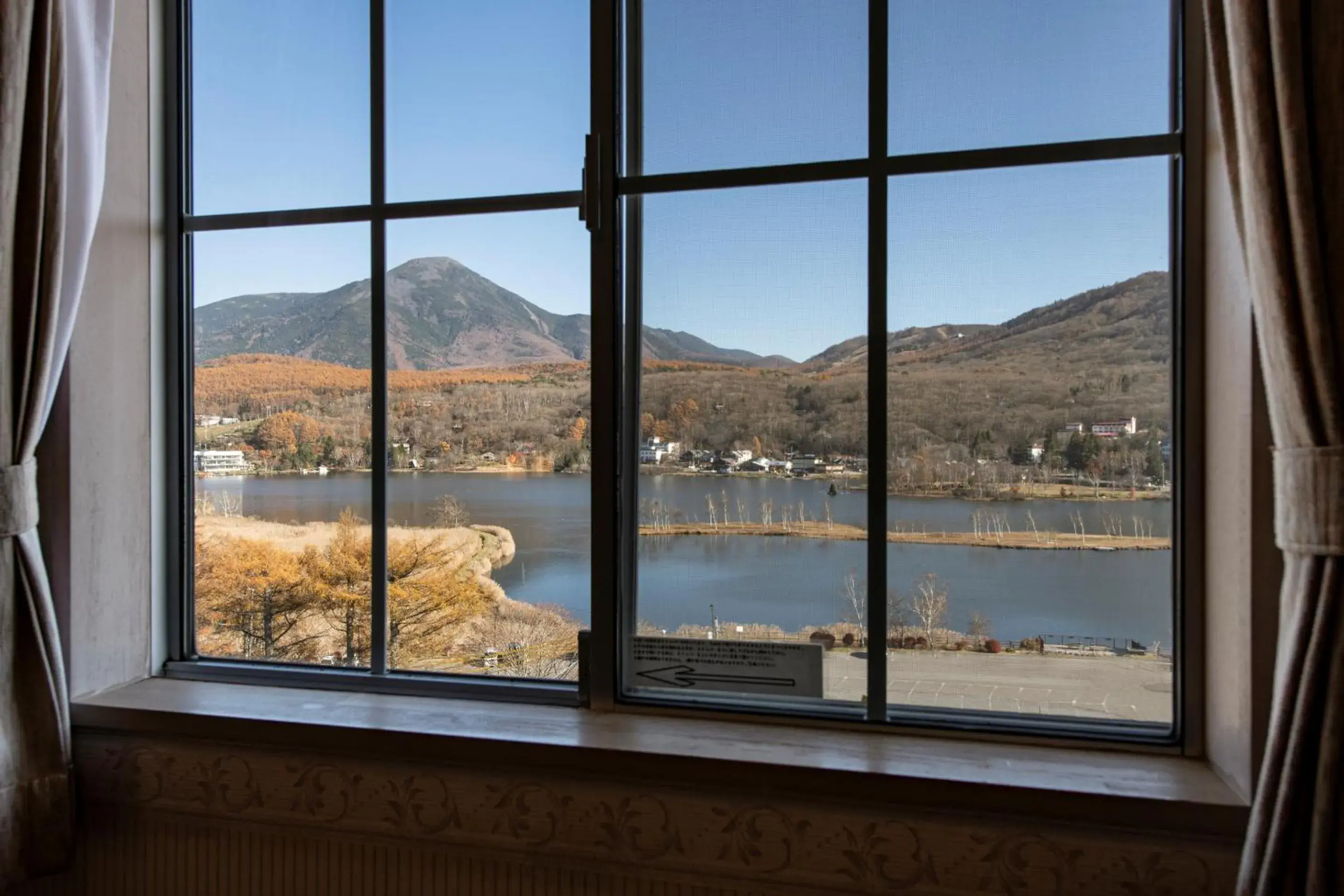 Twin Room with Lake View - Smoking in Shirakabako Hotel Paipuno Kemuri Twin Room with Lake View - Smoking in Shirakabako Hotel Paipuno Kemuri