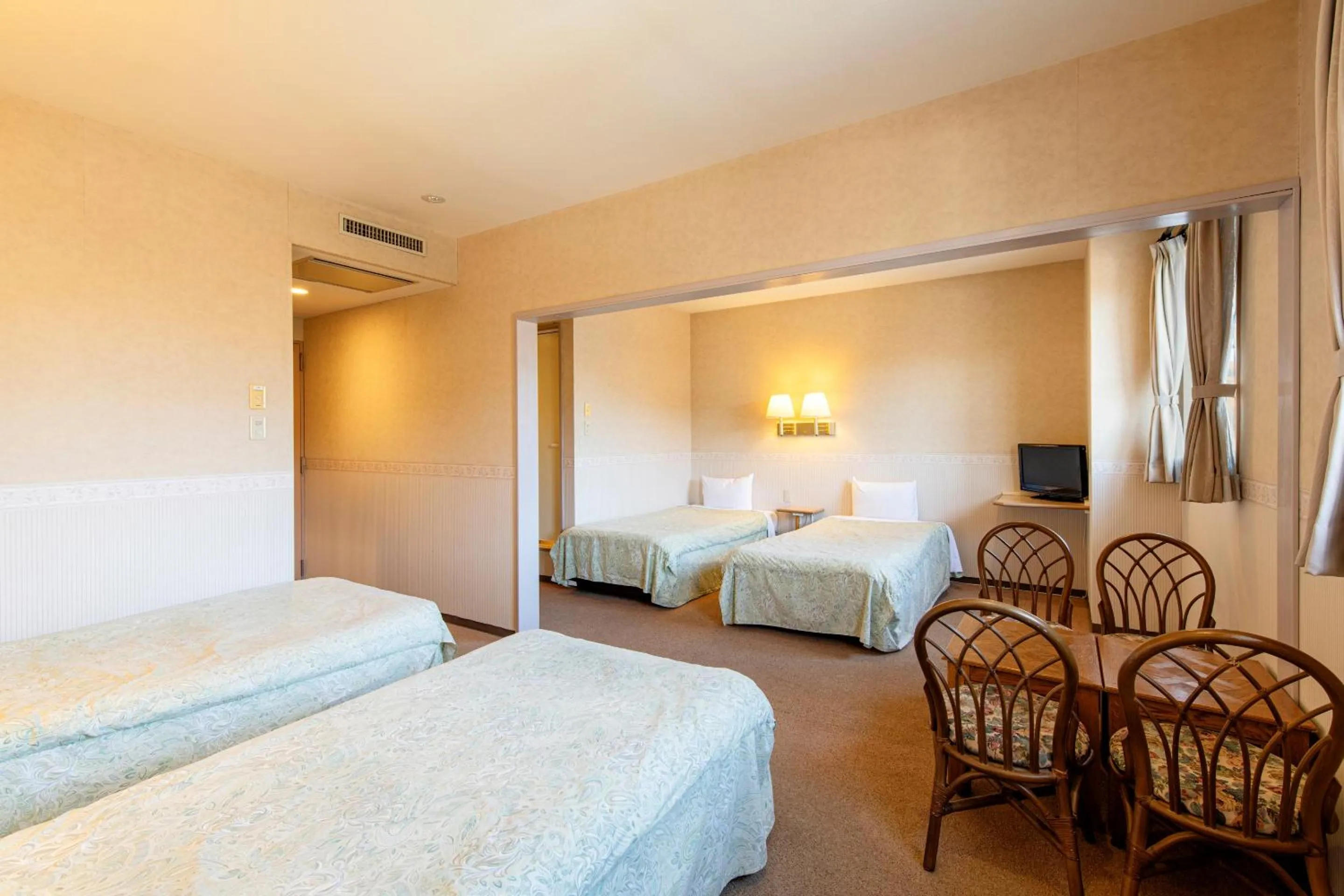 Photo of the whole room, Bed in Shirakabako Hotel Paipuno Kemuri