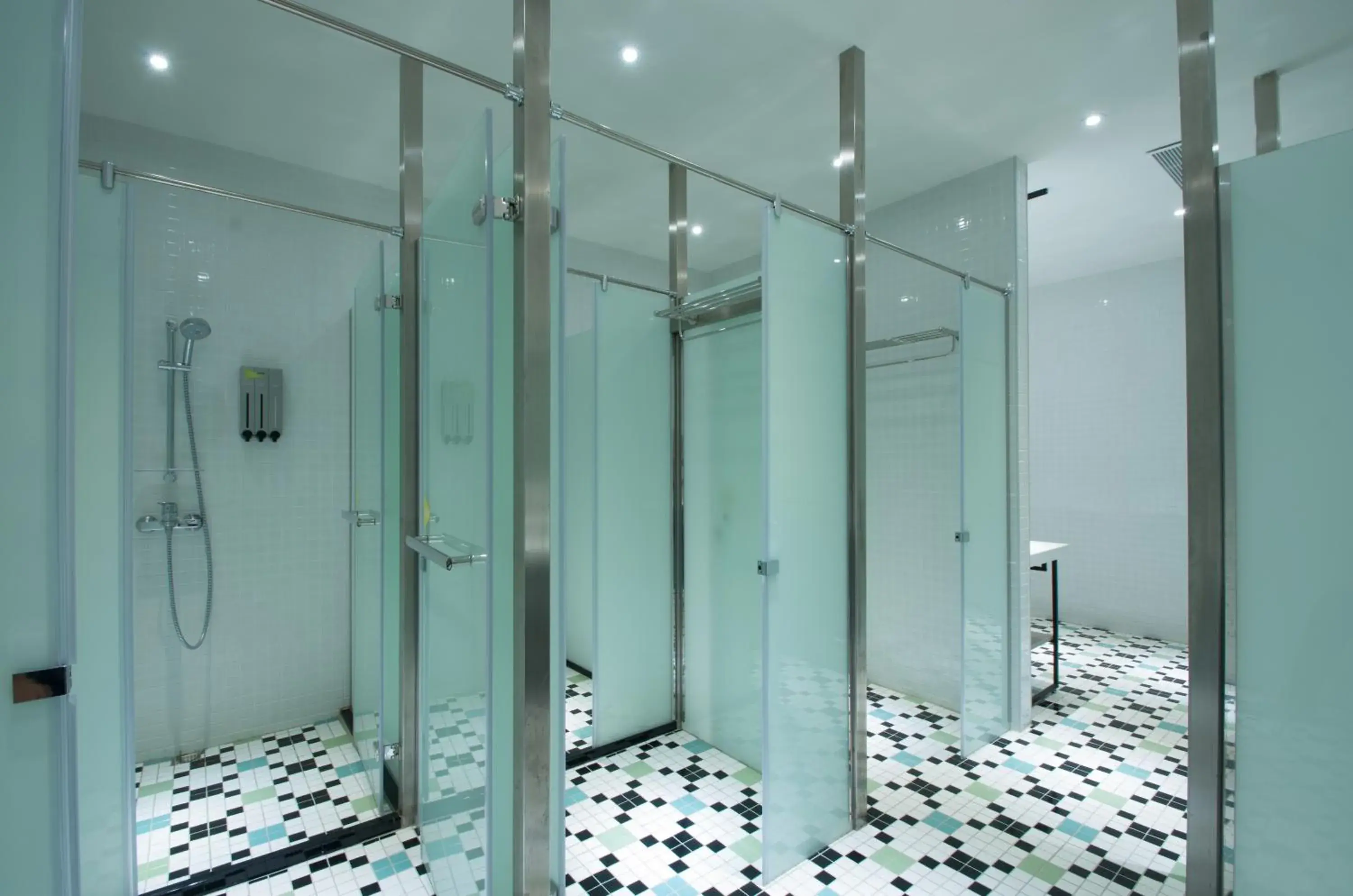 Shower in Let's Hostel Shower in Let's Hostel