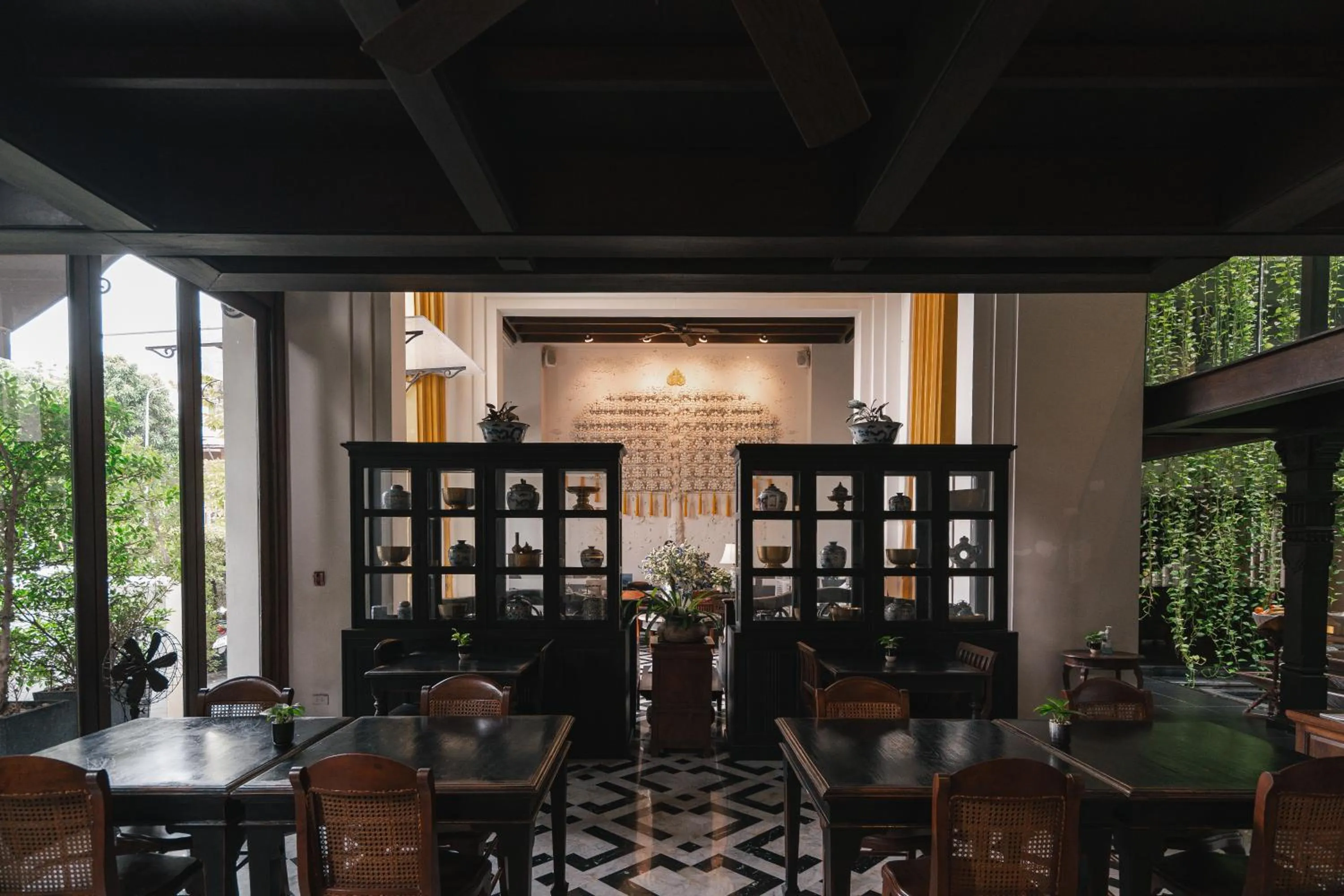 Property building in Makkachiva