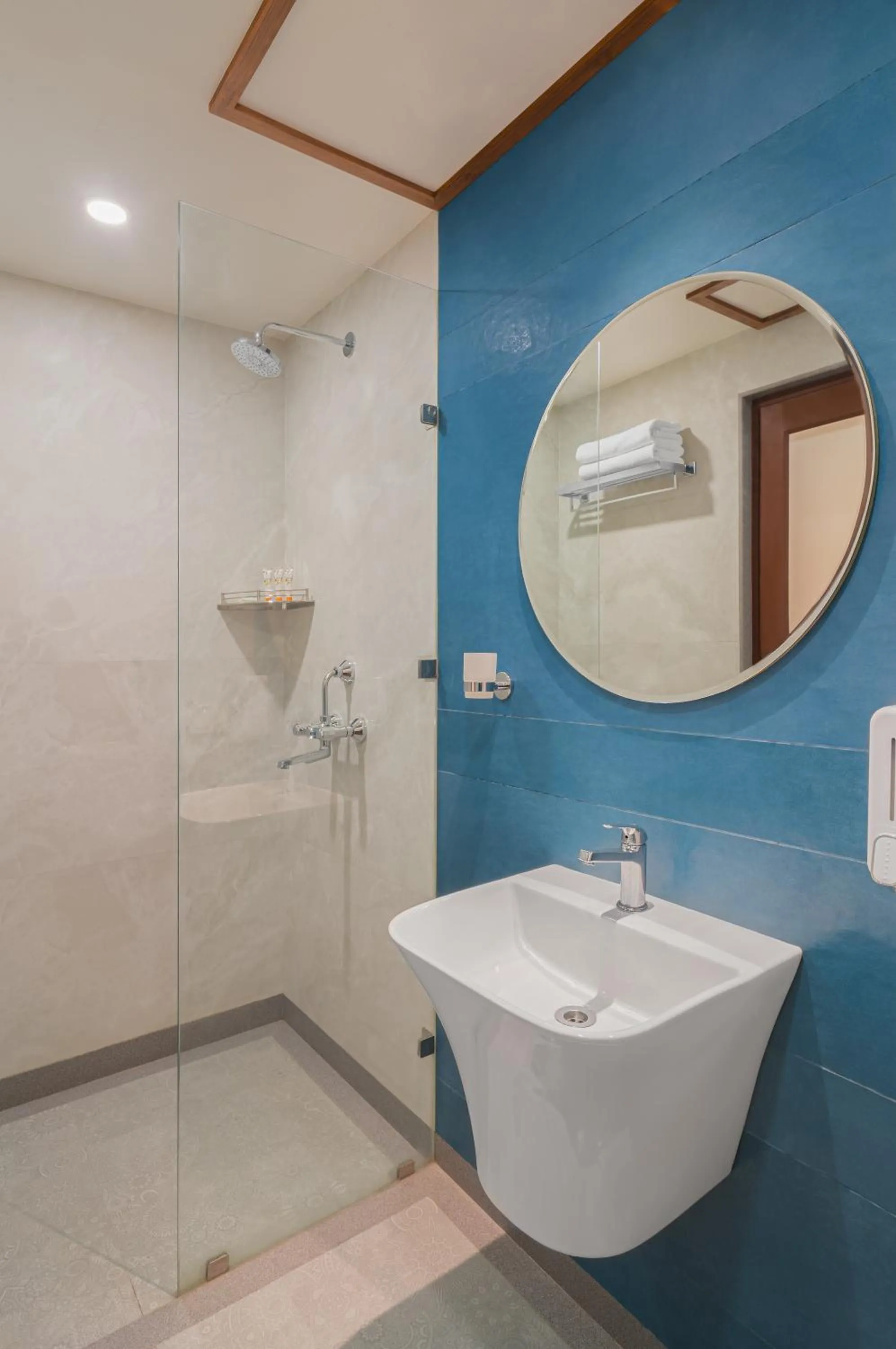 Shower in Hotel Ganga Maiya