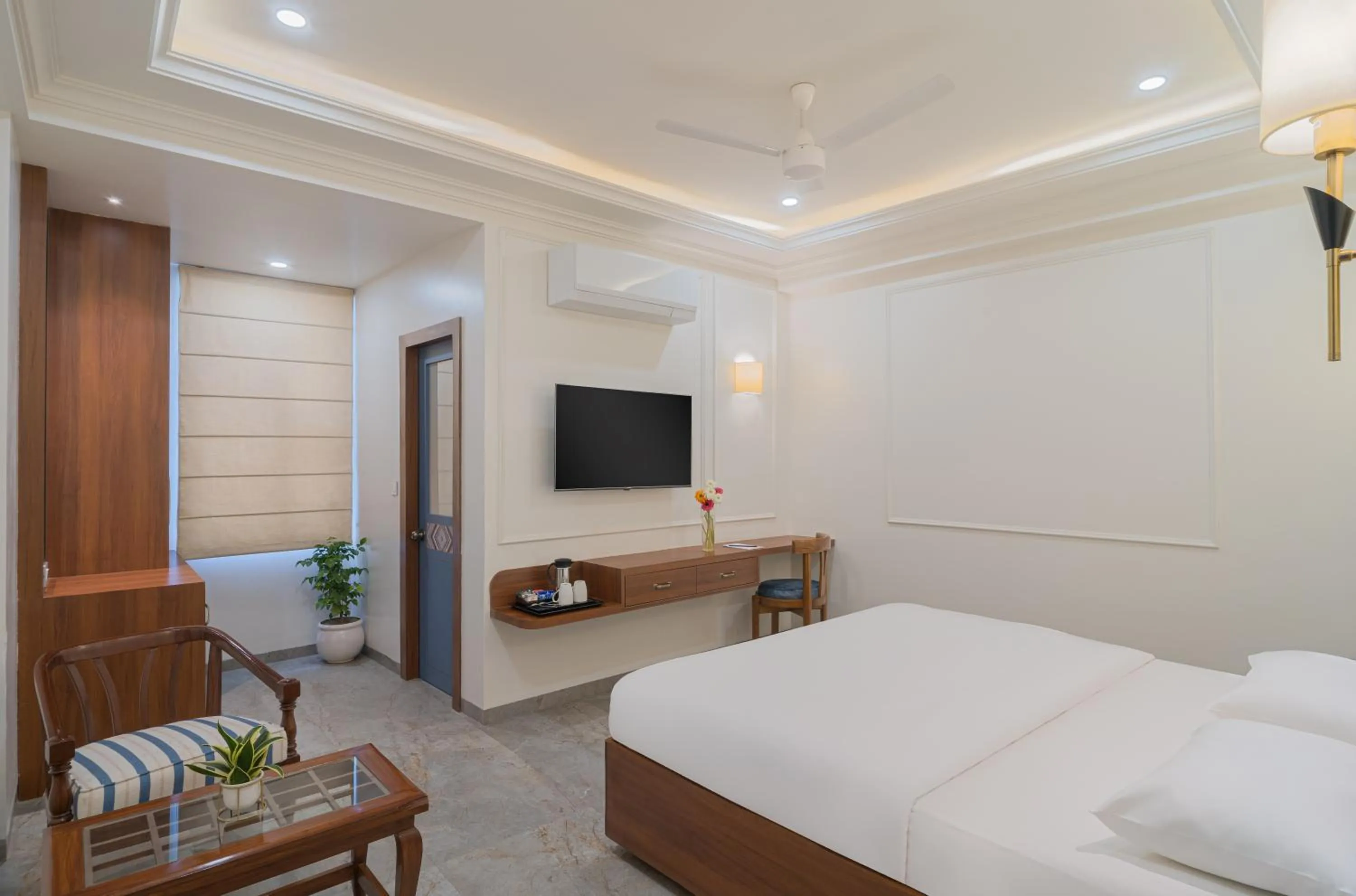 Bed in Hotel Ganga Maiya