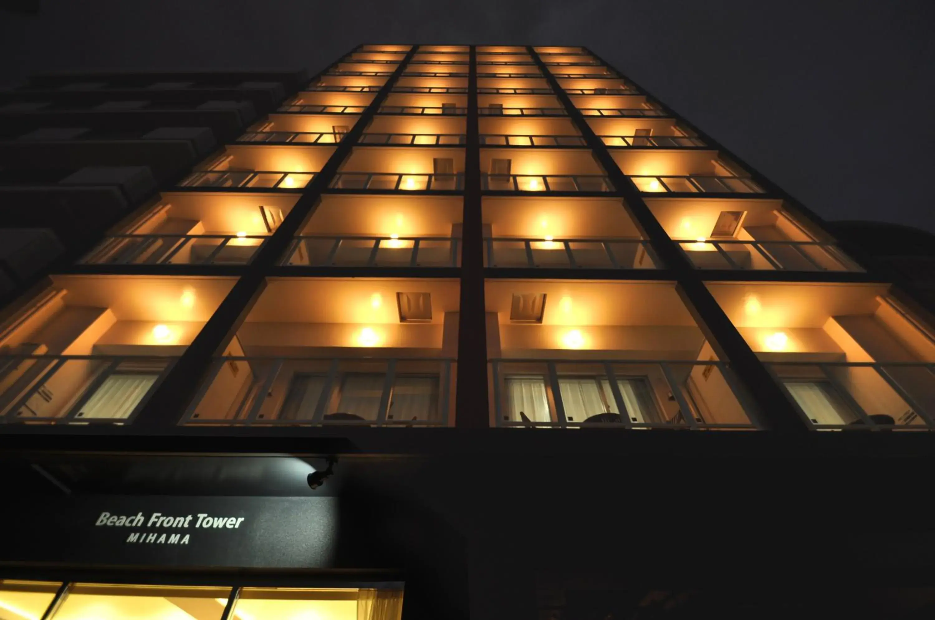 Property building in Beach Front Tower Mihama by DSH Property building in Beach Front Tower Mihama by DSH