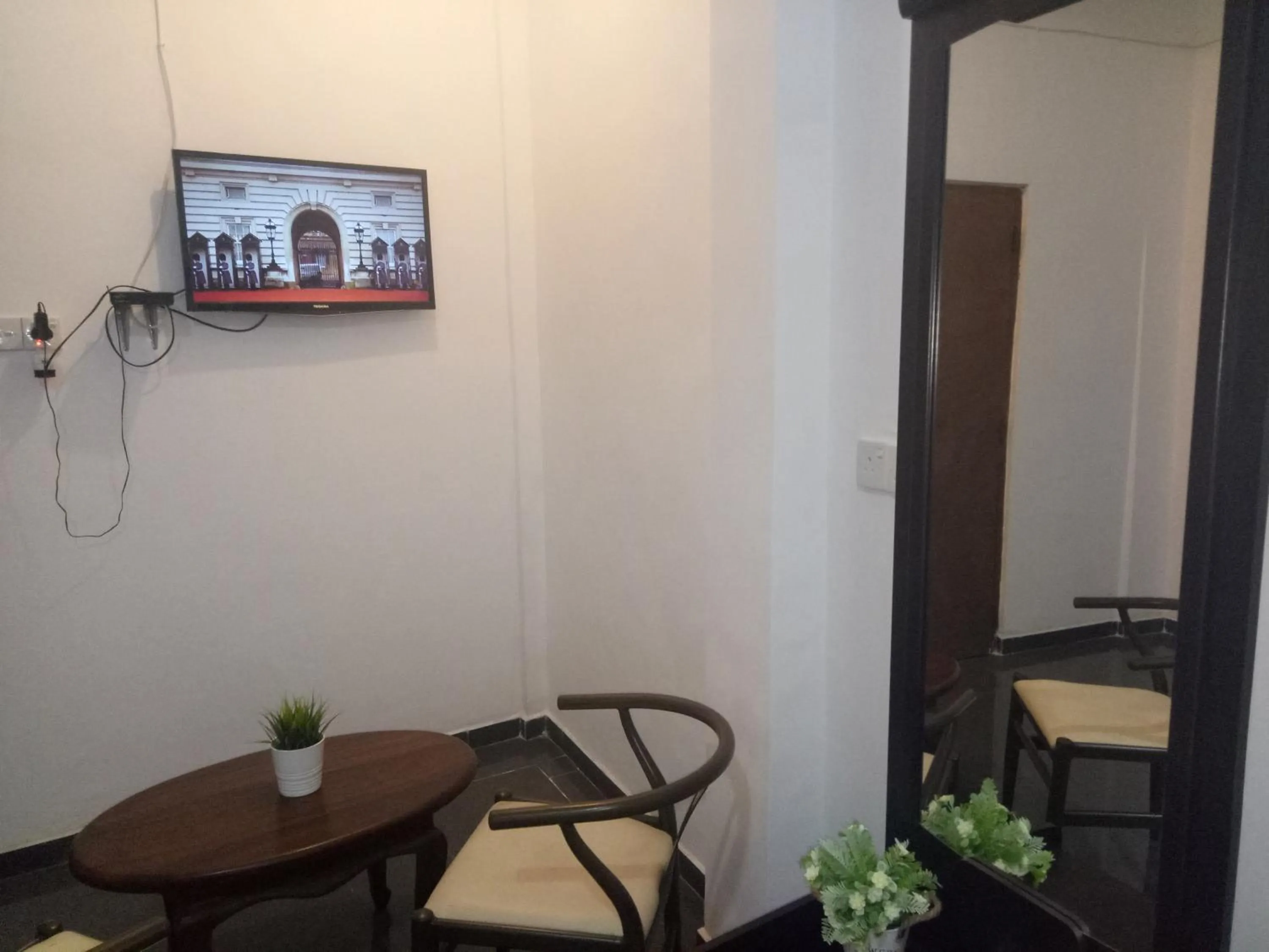 TV and multimedia in House of Seya