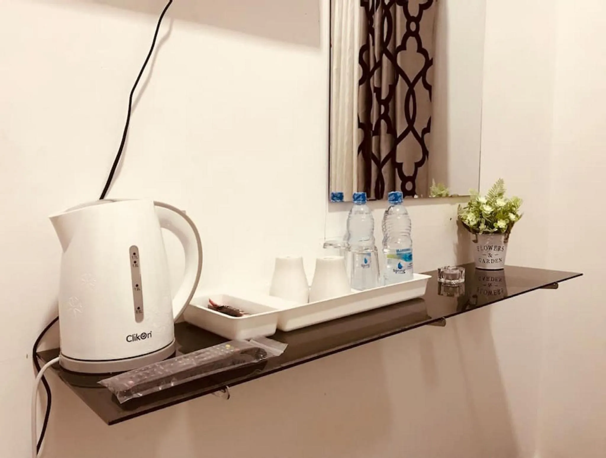 Bedroom in House of Seya