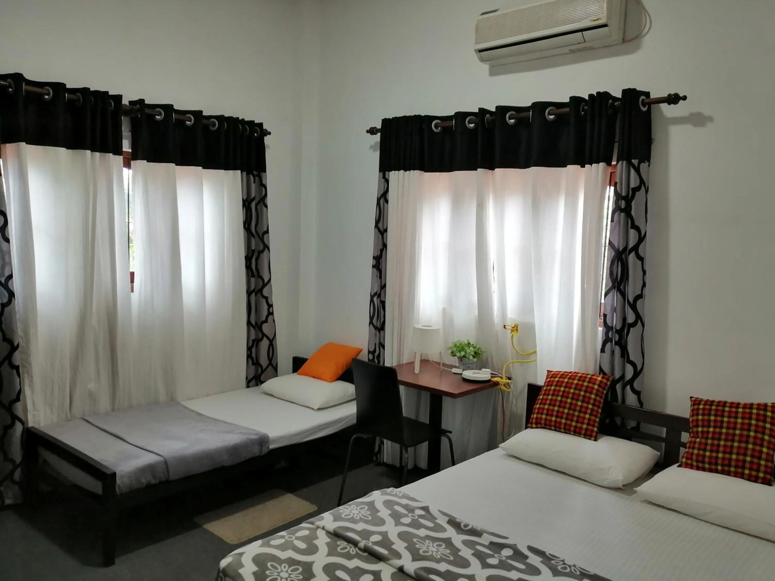 Bedroom, Bed in House of Seya