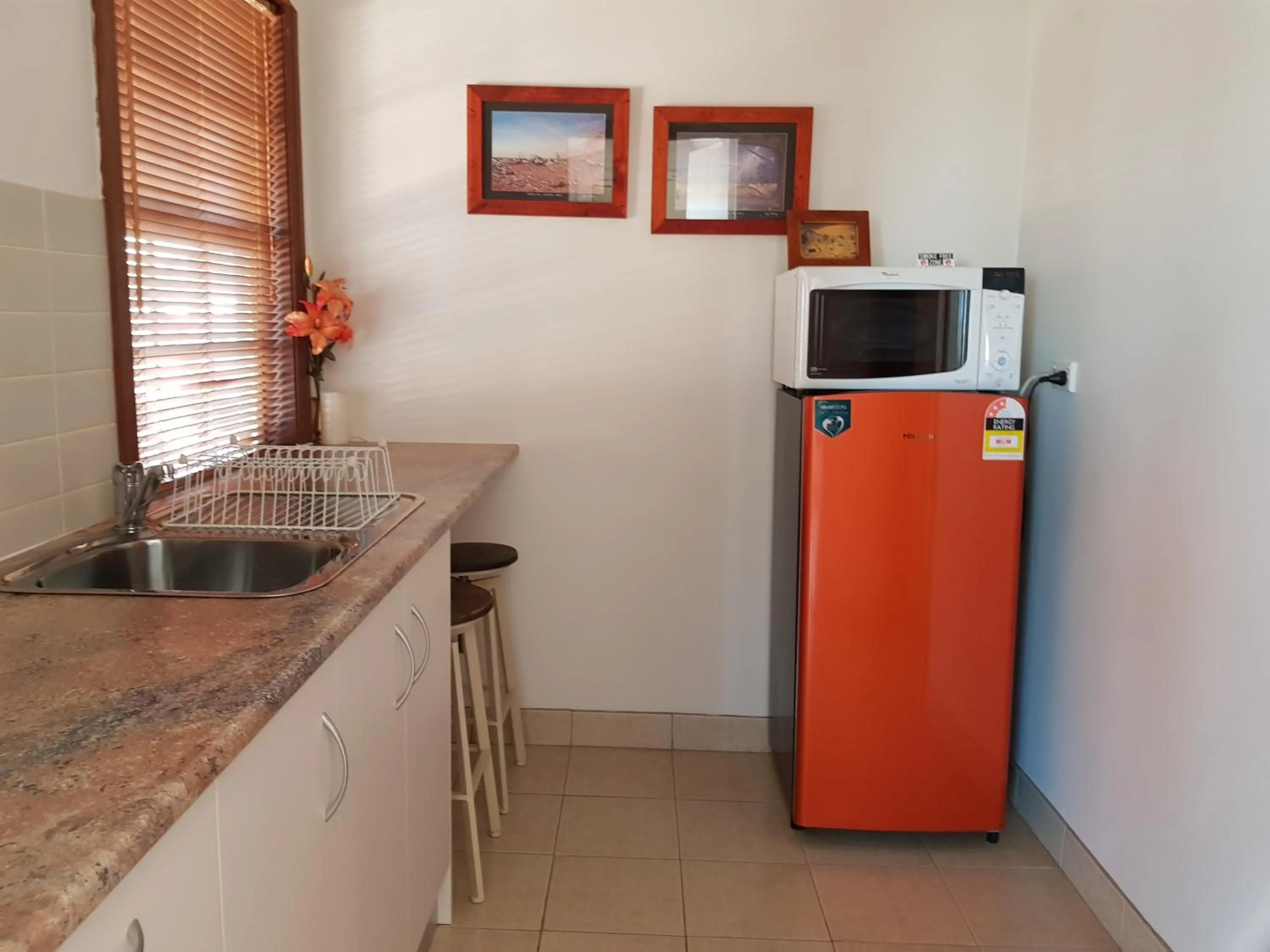 Kitchen or kitchenette in Sonja's Bed and Breakfast