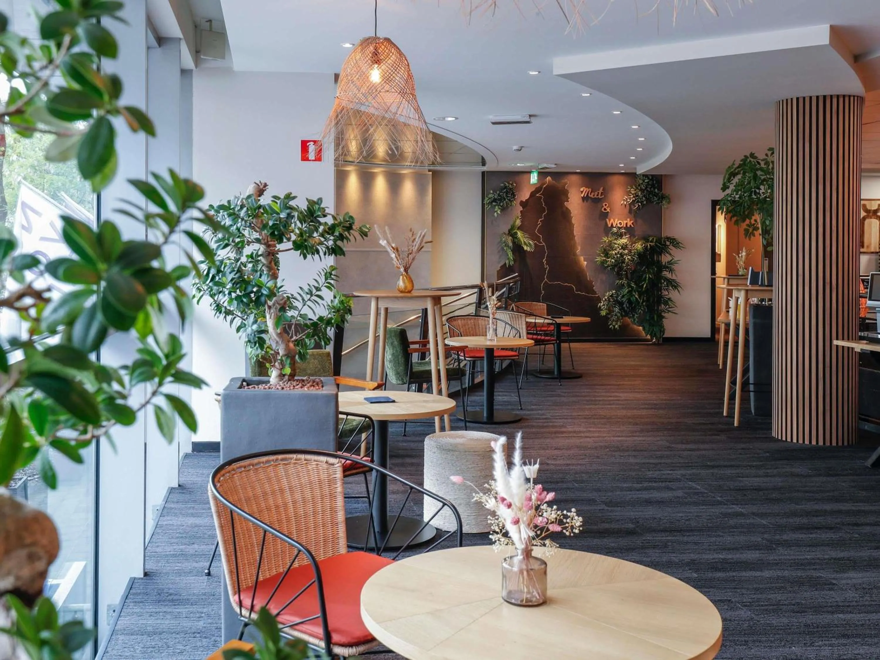 Meeting/conference room in Novotel Luxembourg Centre