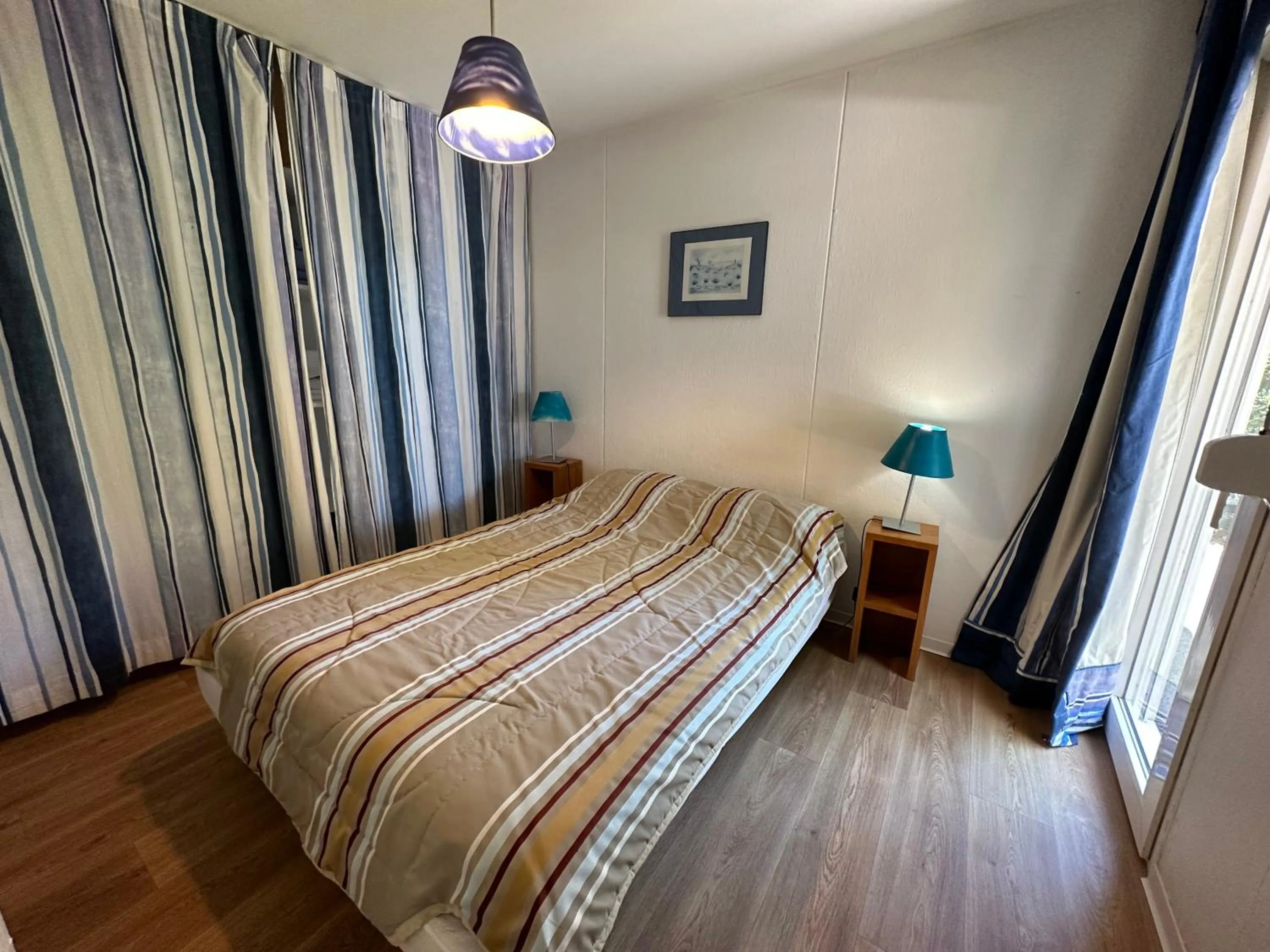 Bedroom, Bed in Résidence Mes Amours d'Enfants - Les Villas du Lac