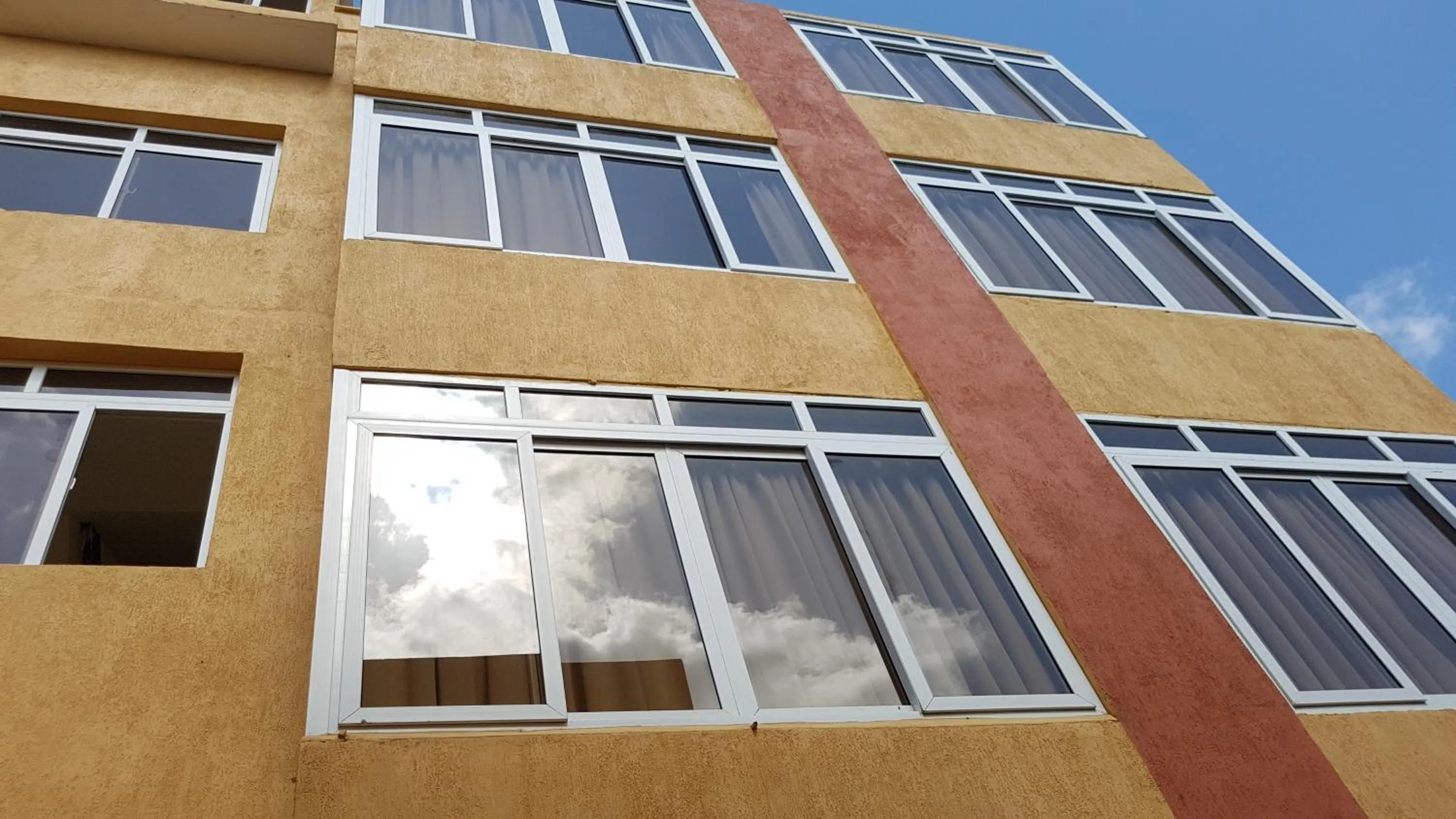 Street view in Regency Inn Tudor