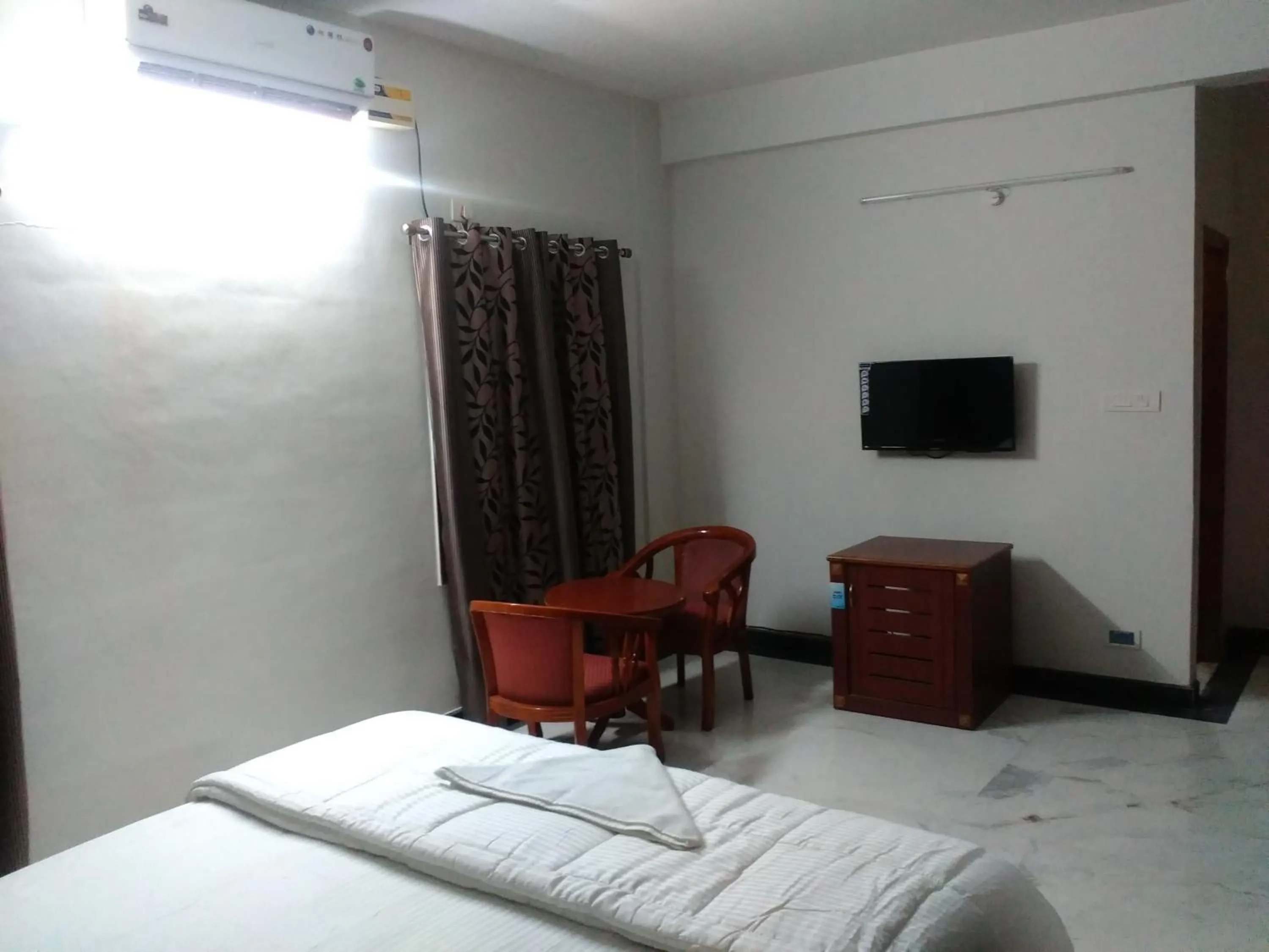 Bedroom, Bed in Fresh Living Prime Banjara
