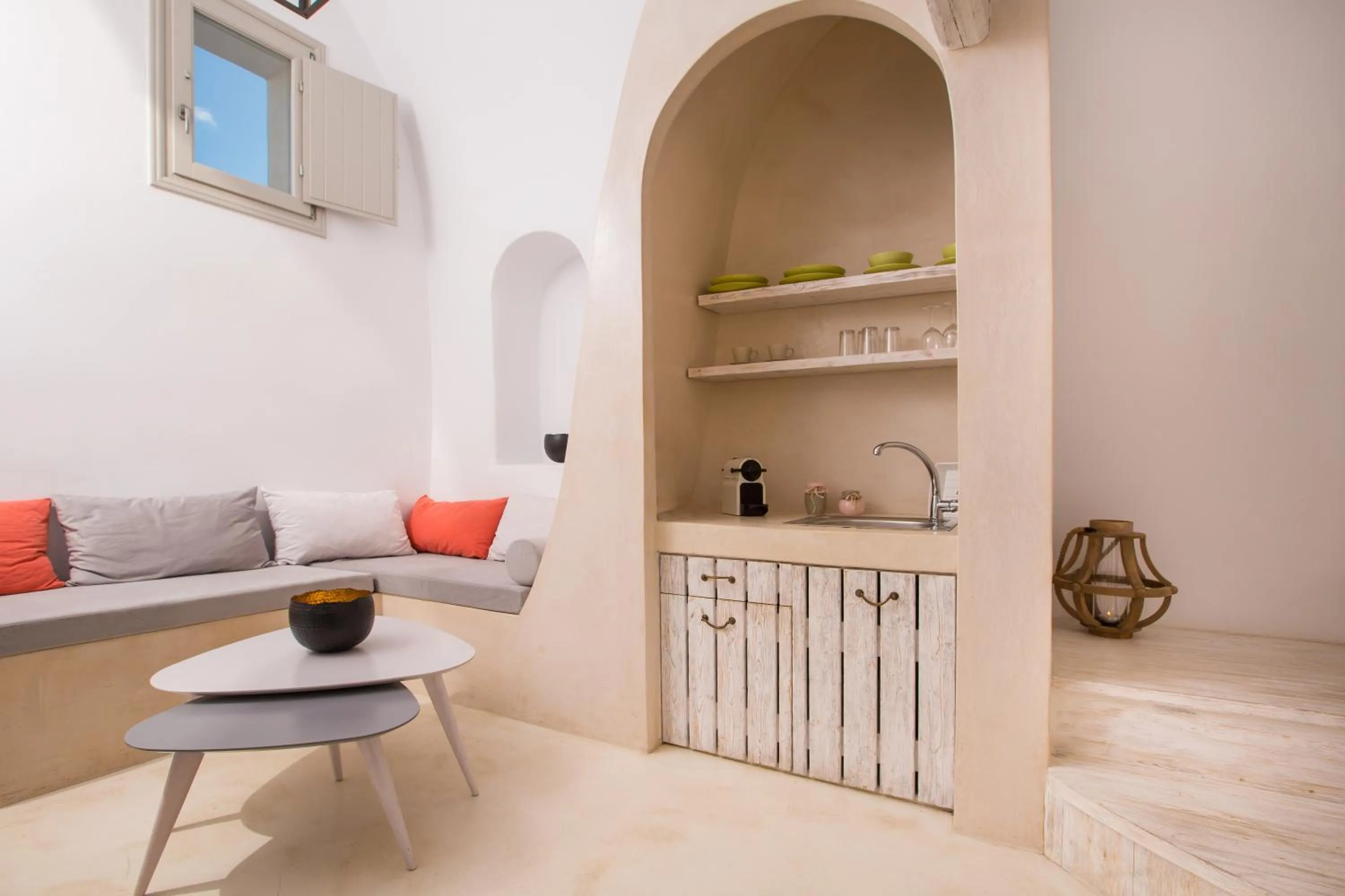 Time of day in The Dream Santorini