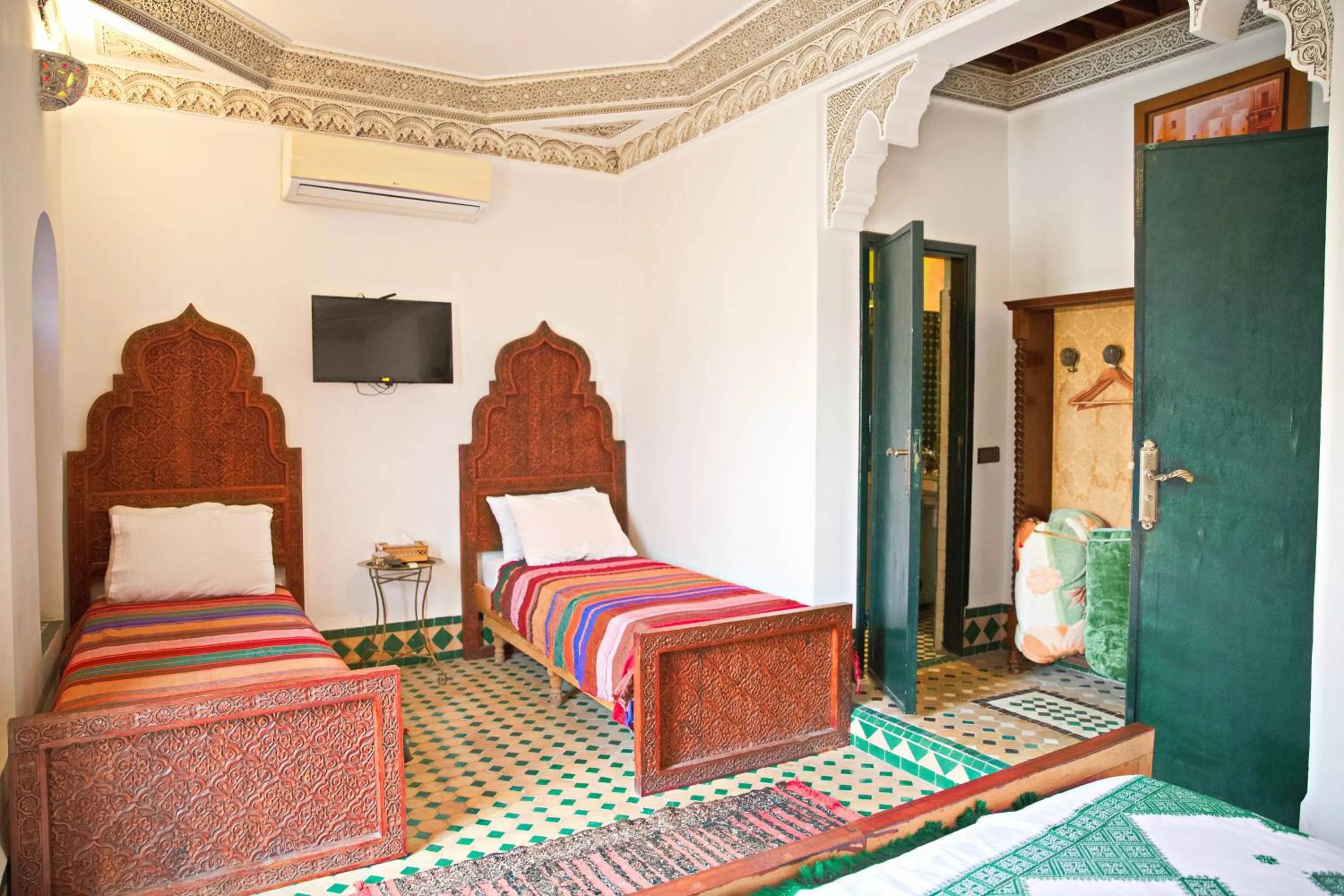 Bed in Riad Ouliya