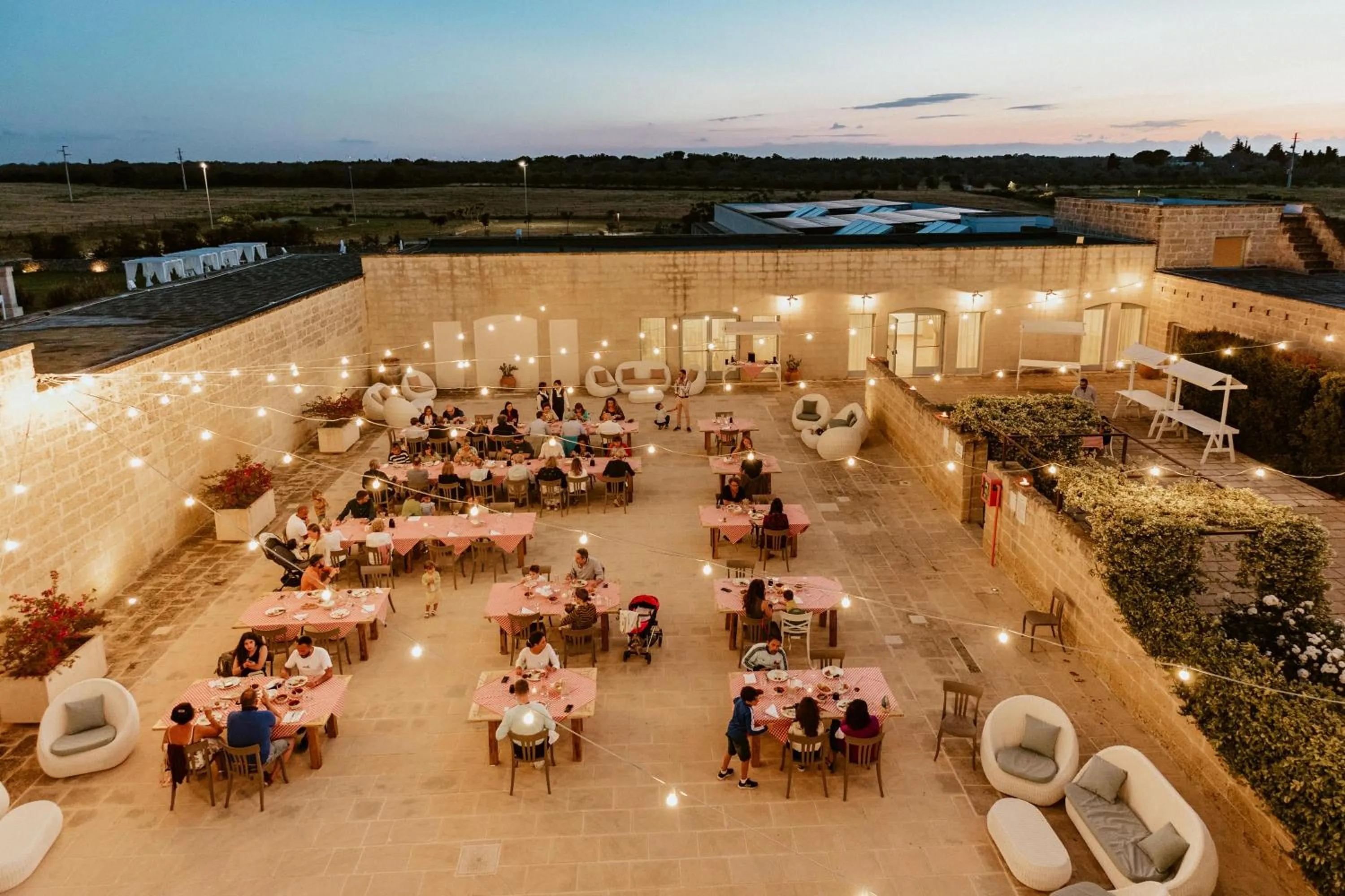 Restaurant/places to eat in Relais Masseria Le Cesine - CDSHotels