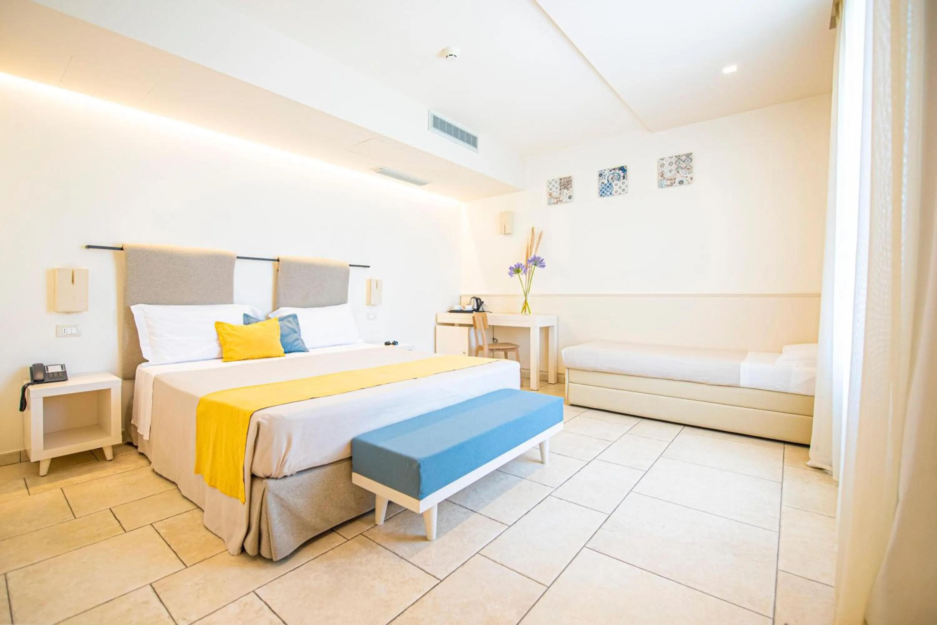 Bed in Relais Masseria Le Cesine - CDSHotels