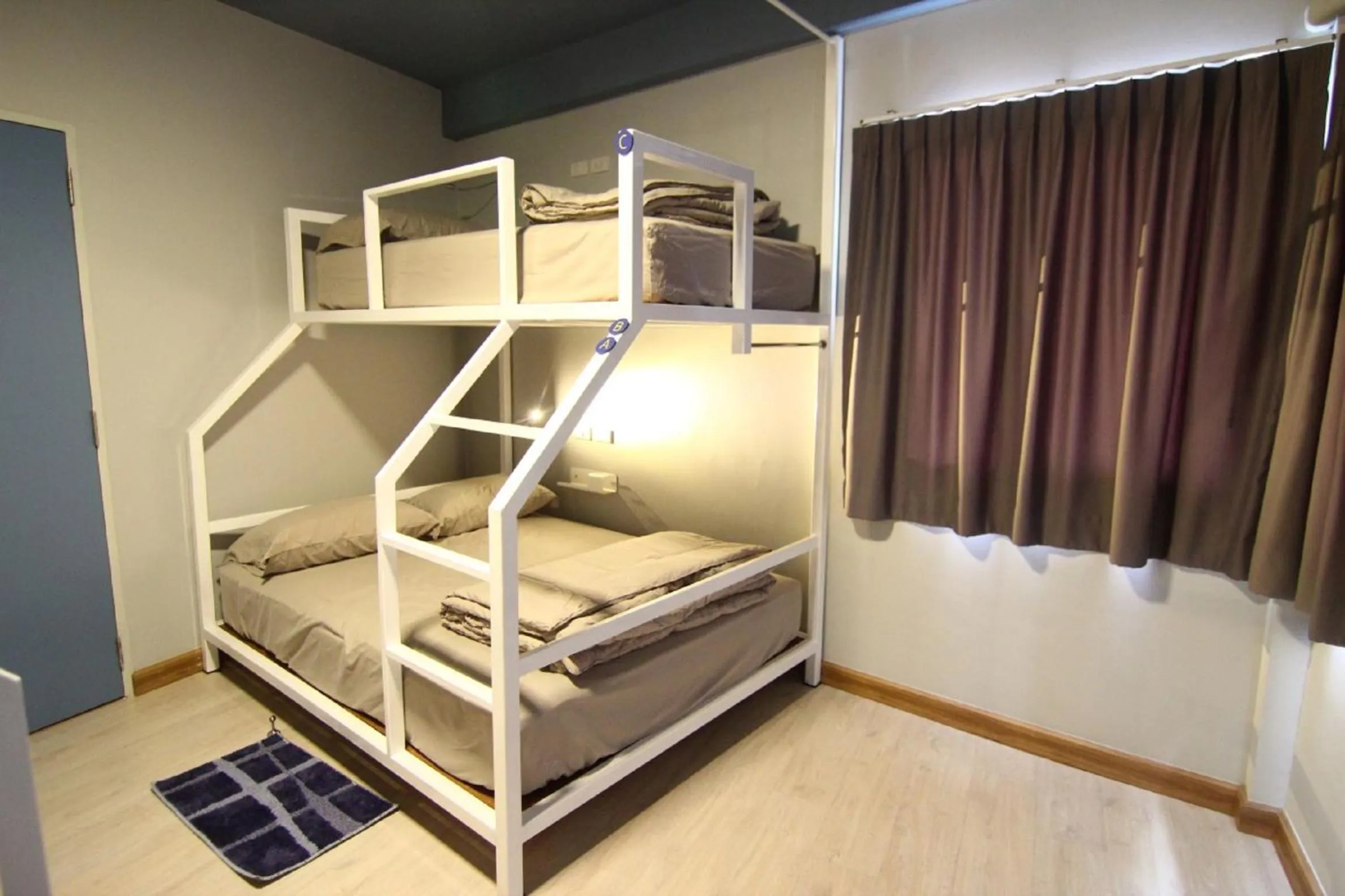 bunk bed, Bed in The Moon Hostel Huahin