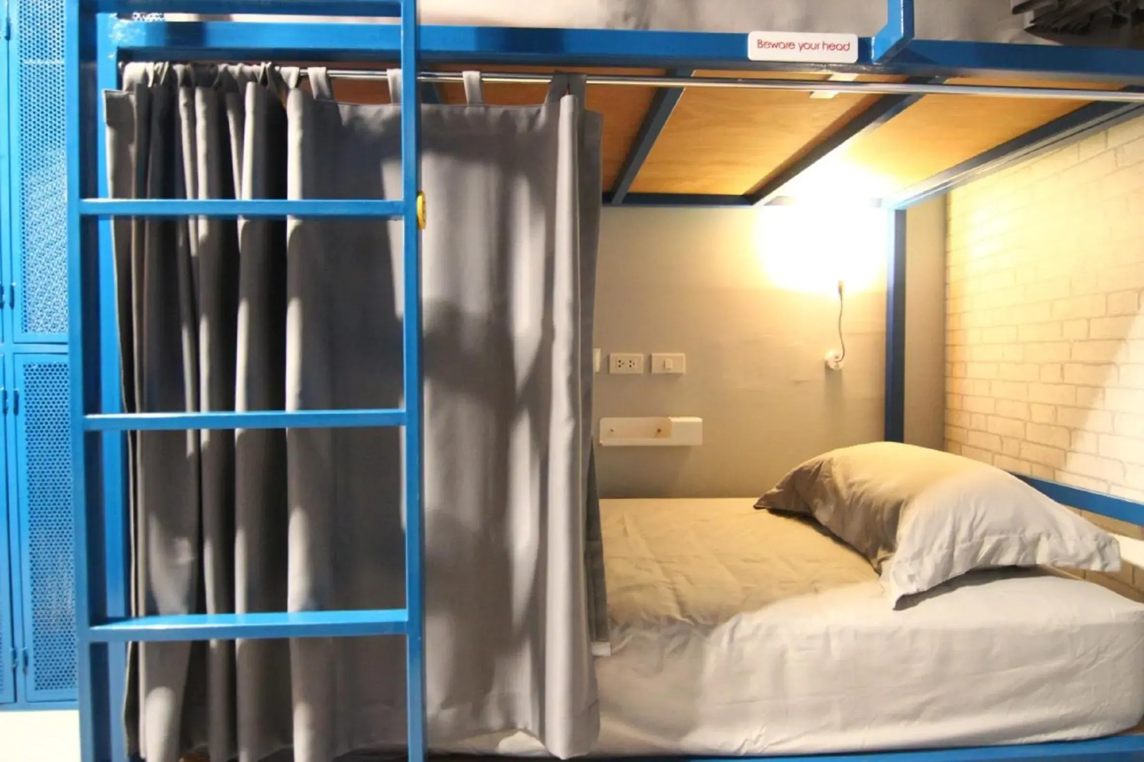 Property building, Bed in The Moon Hostel Huahin Property building, Bed in The Moon Hostel Huahin