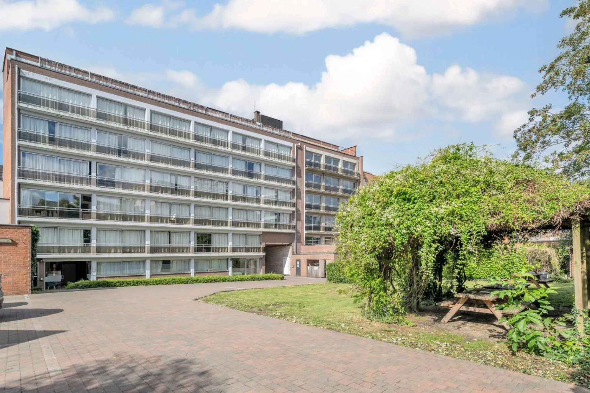 Property building in Value Stay Residence Mechelen