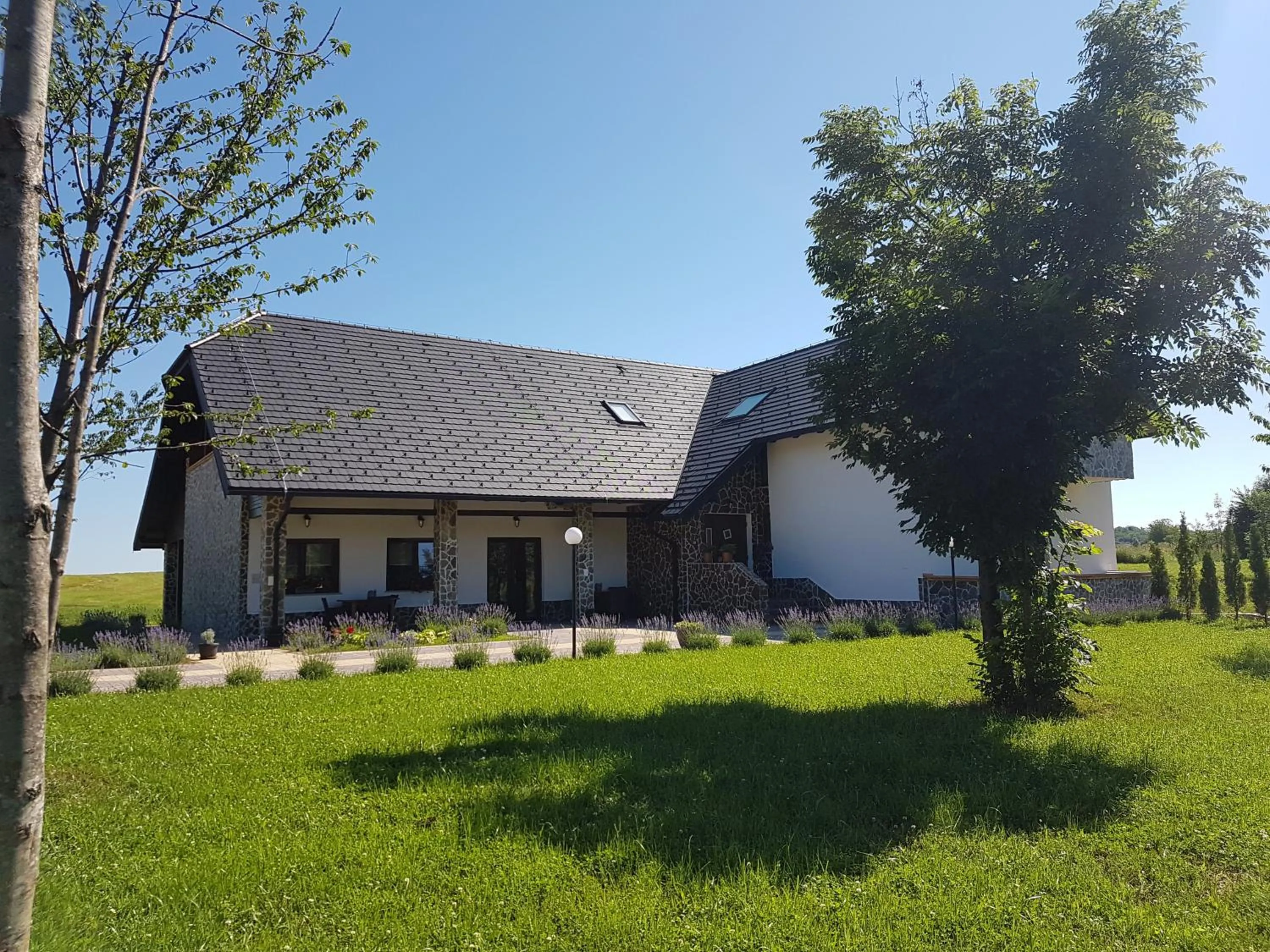 Property building in Villa Stone